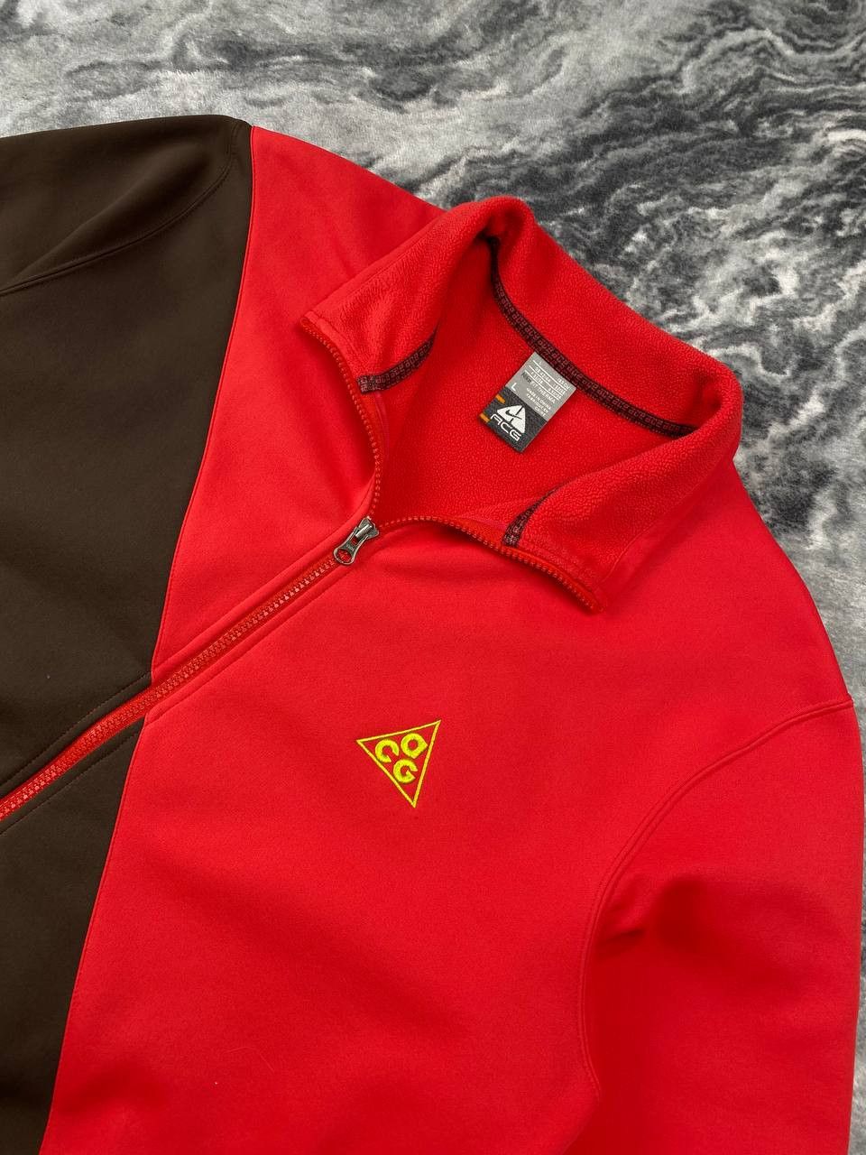 Nike ACG Vintage Nike ACG Track Top Jacket Men Size L Red Size US L / EU 52-54 / 3 - 3 Thumbnail