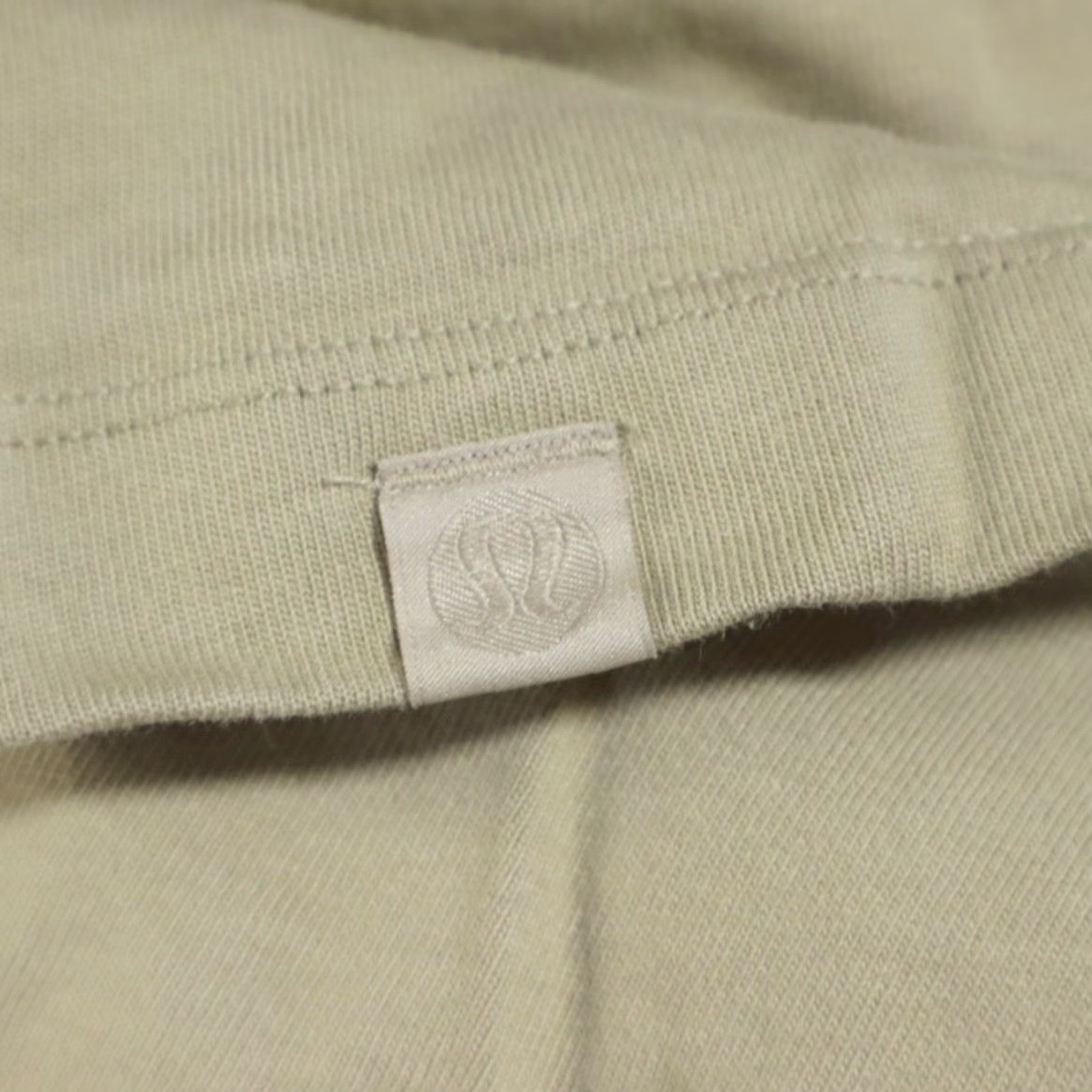 Lululemon Lululemon Boxy Heavy Cotton Solid T-Shirt Beige Men's XL Shirt Crew Neck Short Sleeve Relaxed Fit Beige 90s? (No, can't add. Remove.) Size US XL / EU 56 / 4 - 6 Thumbnail