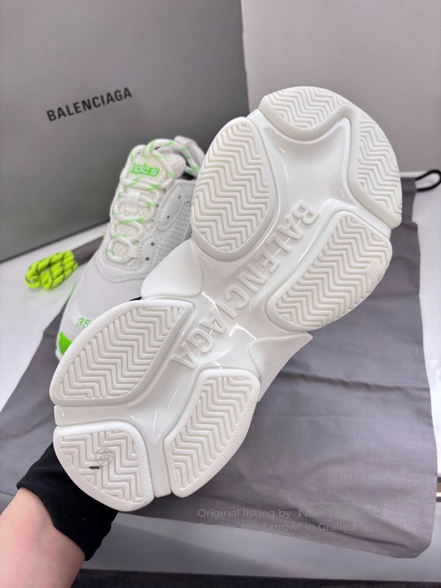 Balenciaga Balenciaga Triple S White Green Sneakers. Size US 4 / IT 34 - 8 Thumbnail