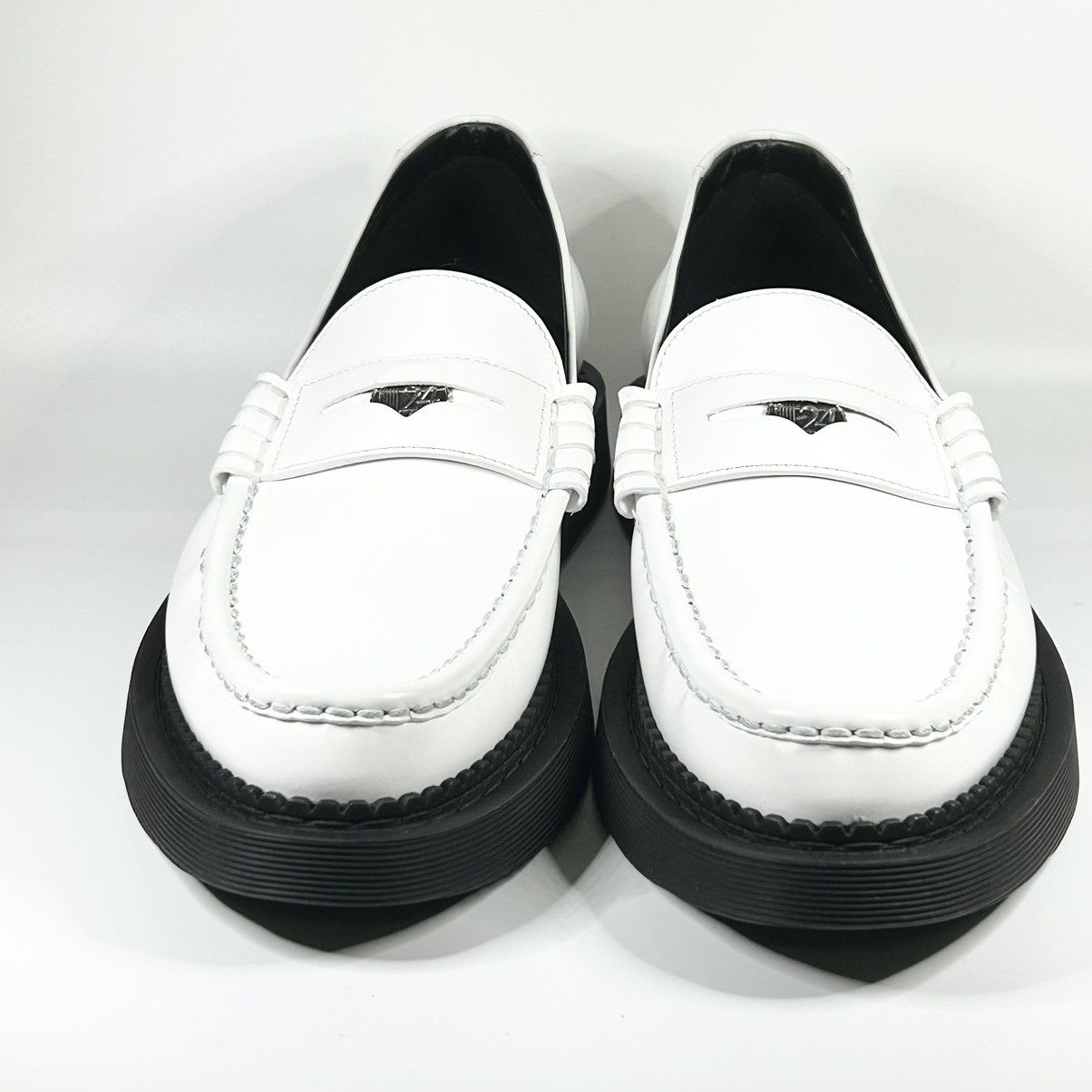 Saint Laurent Paris New Saint Laurent Teddy 10 White Penny Loafer Size 41EU/8US Size US 8 / EU 41 - 2 Thumbnail