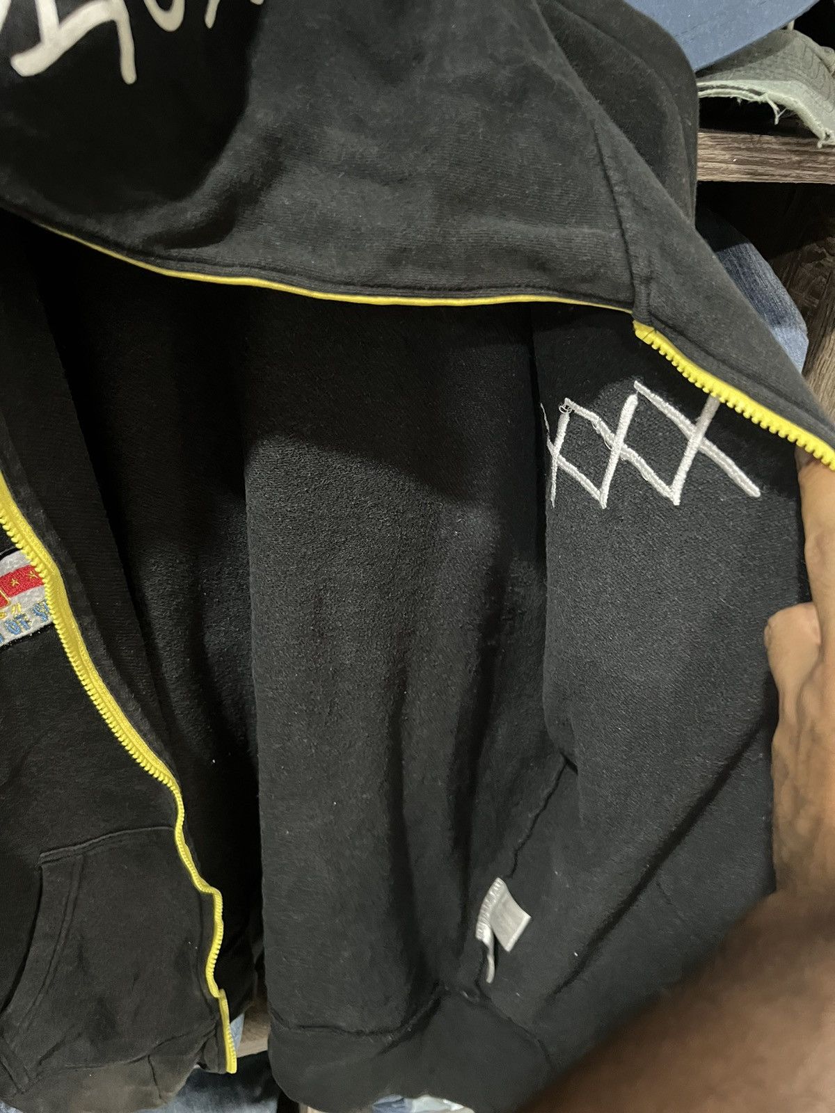 Japanese Brand 🔥Sun Faded Defective Struct 36 Carats Patches Hoodie Size US XL / EU 56 / 4 - 13 Thumbnail