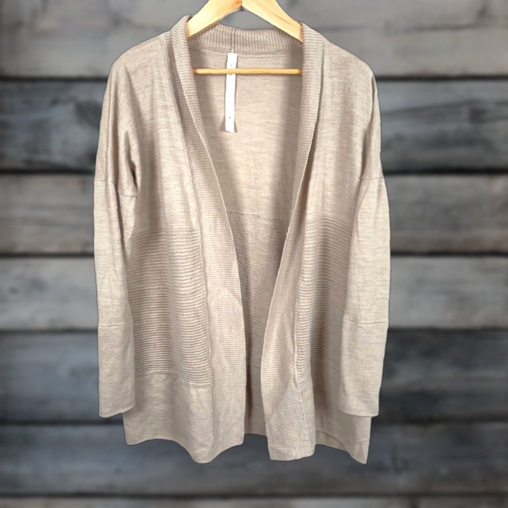 Lululemon Lululemon Cardigan Sit In Lotus Open Front Beige Merino Wool 8 Women's Size M / US 6-8 / IT 42-44 - 1 Thumbnail