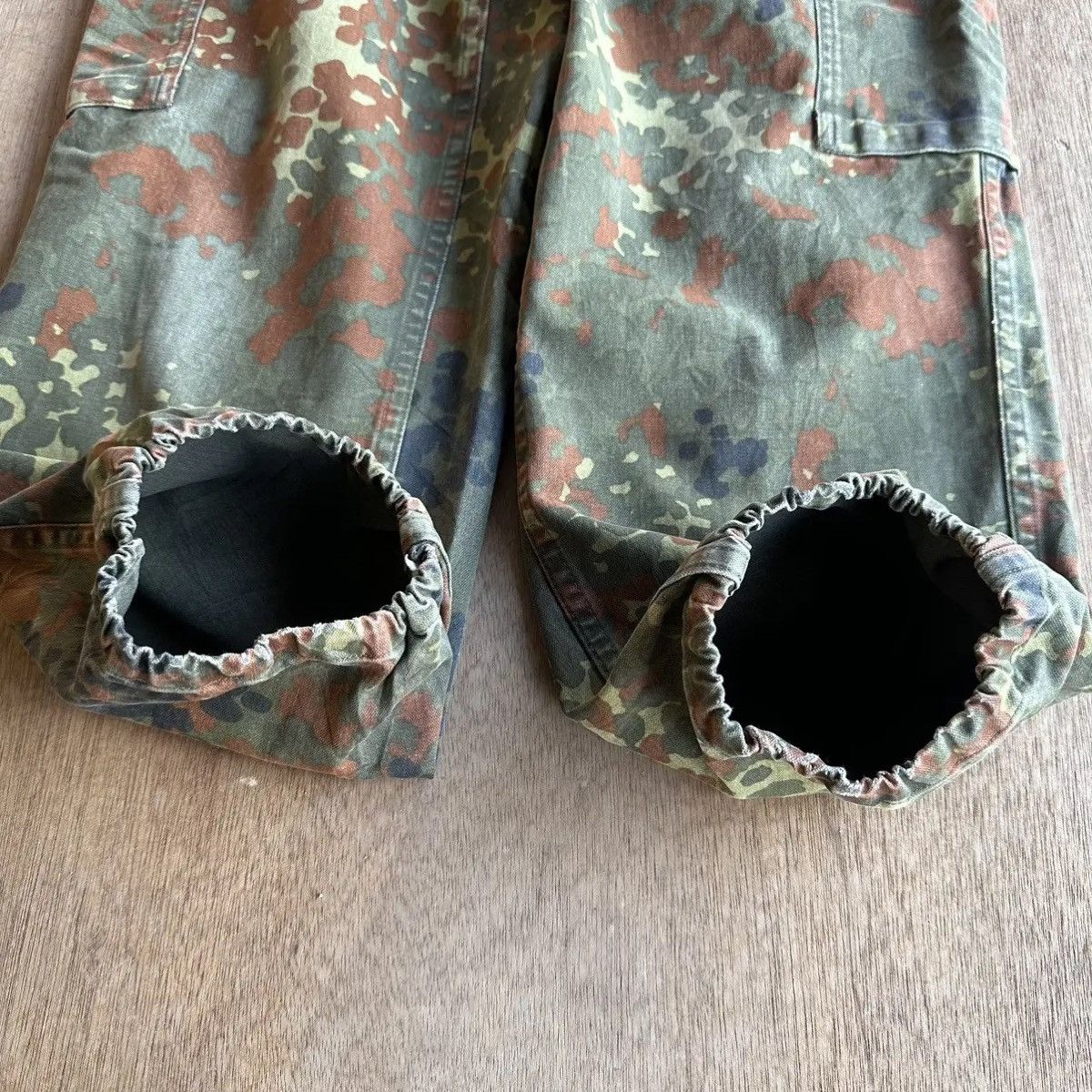 GmbH 90’s Vintage H.WINNEN GMBH German Military Camo Ankle Pants Size US 29 - 16 Thumbnail