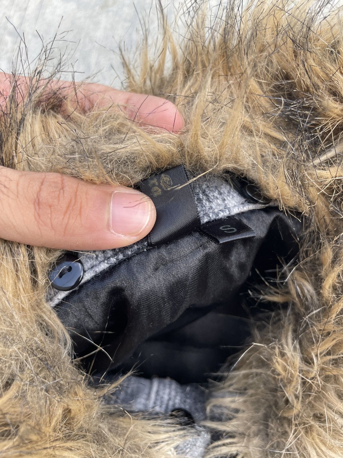 Le Grande Bleu (L.G.B.) 💥rare💥2000s japanese black baccara fur flannel trench coat Size US S / EU 44-46 / 1 - 3 Thumbnail