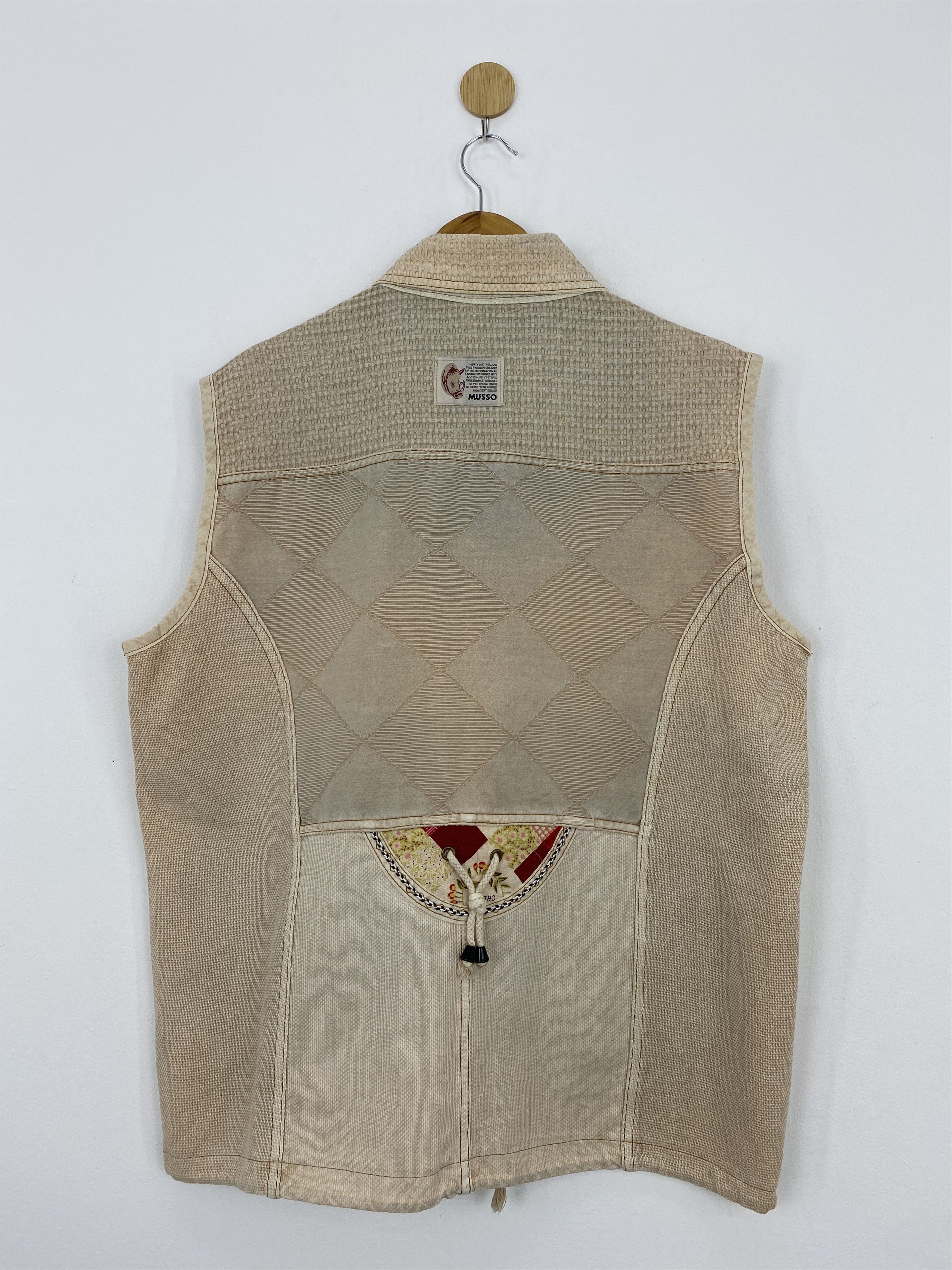 Native Vintage Japanese Brand Native Design Vest J1841 Size US L / EU 52-54 / 3 - 3 Thumbnail