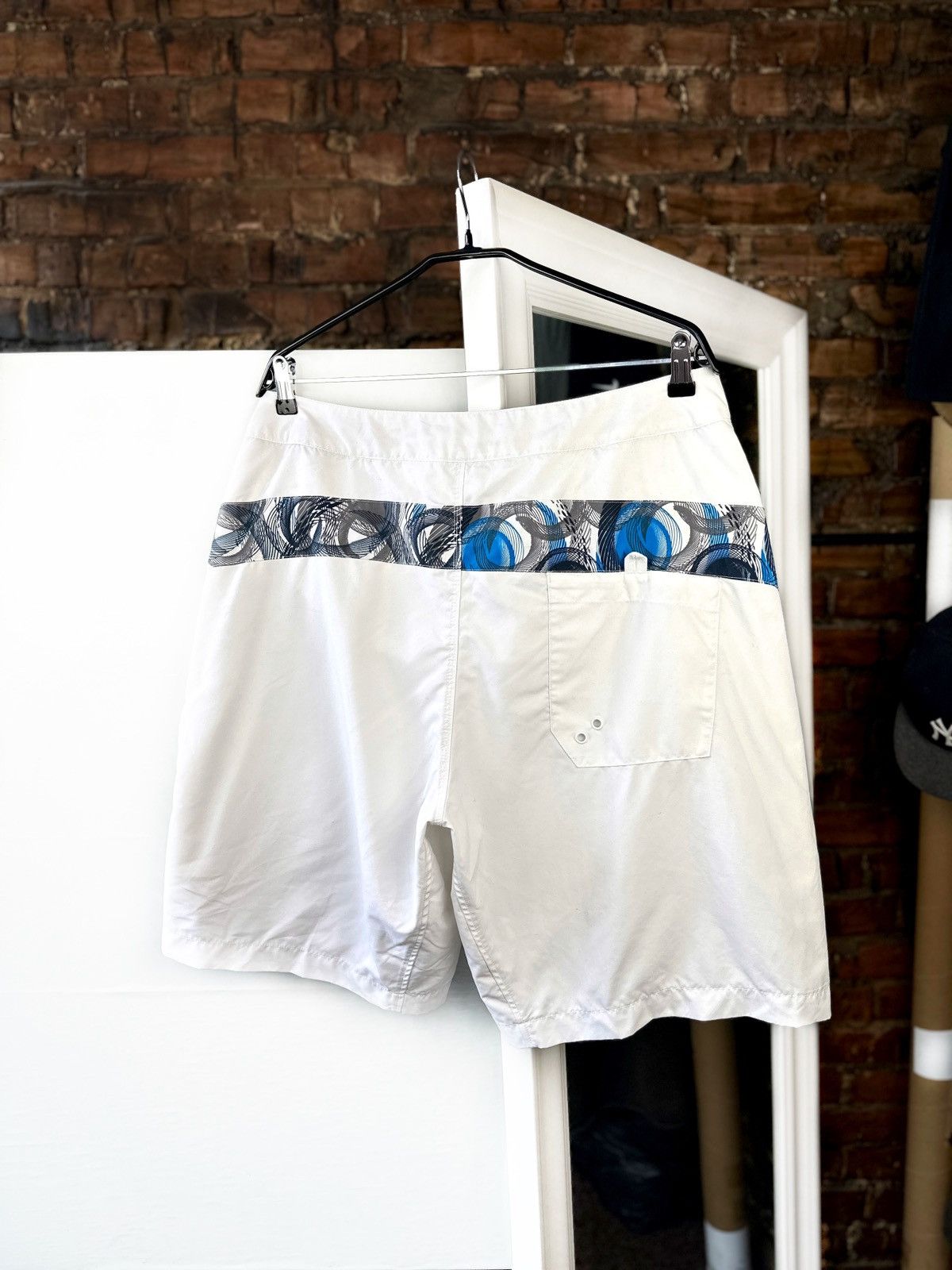 Nike Vintage Men’s Nike Shorts White Size: 36 (XL) Size US 36 / EU 52 - 2 Thumbnail