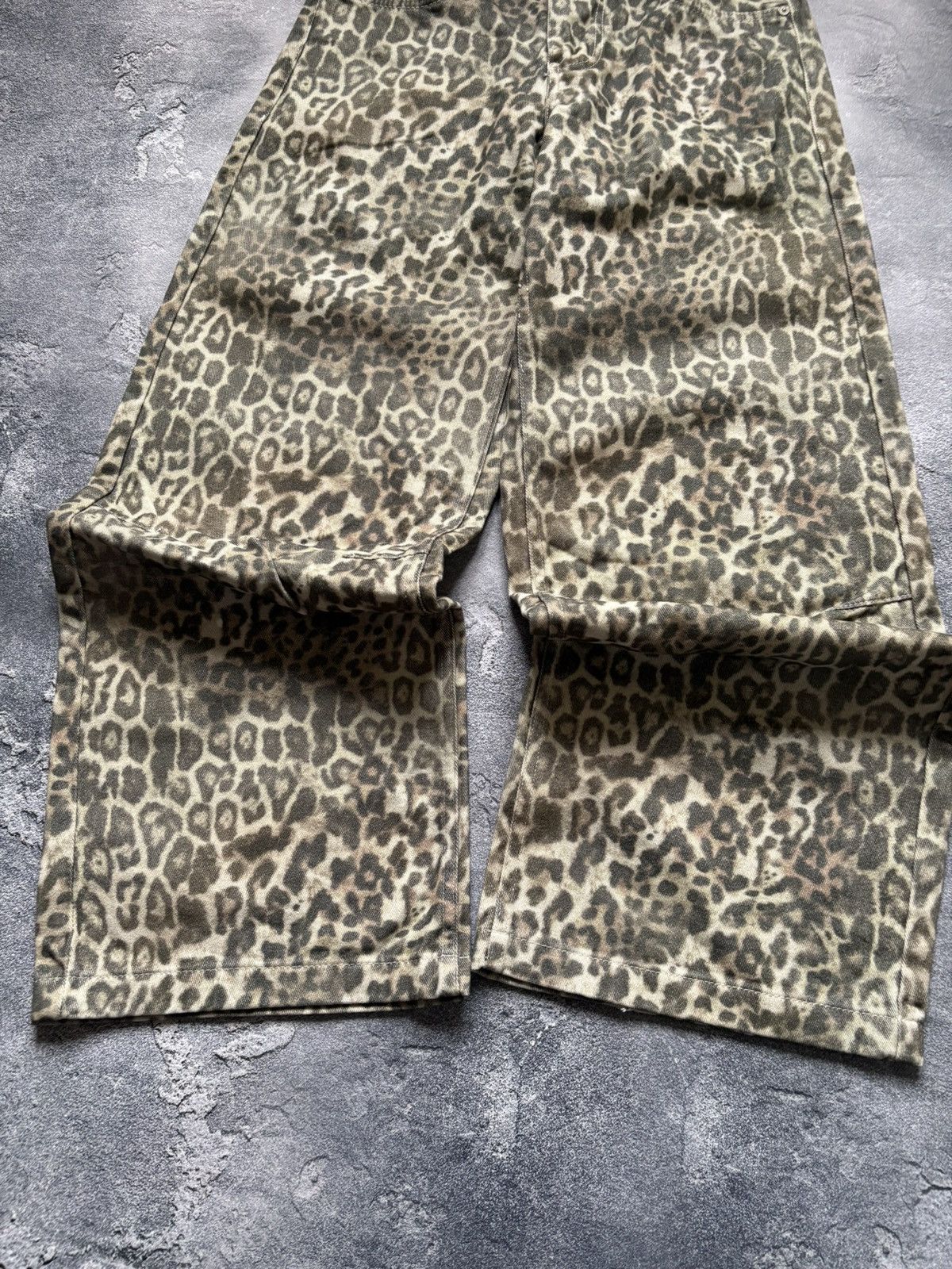 Jaded London Jaded London Y2K Leopard Baggy Denim Pants Cavalli Style Size 26" / US 2 / IT 38 - 6 Thumbnail