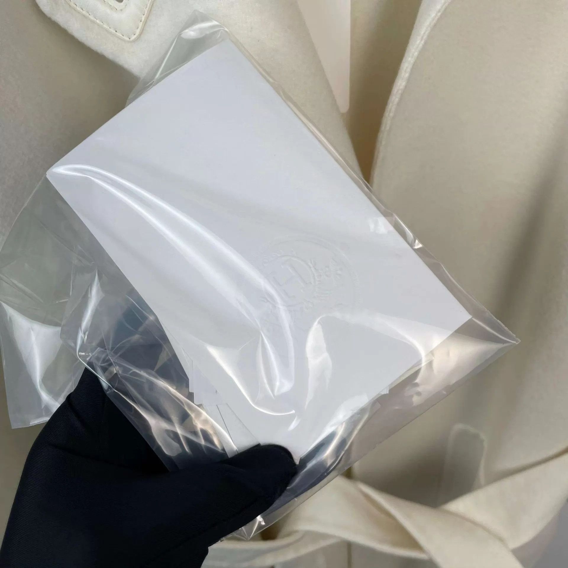 Hermes Hermès Wool Overcoat White Belt Size S / US 4 / IT 40 - 4 Thumbnail