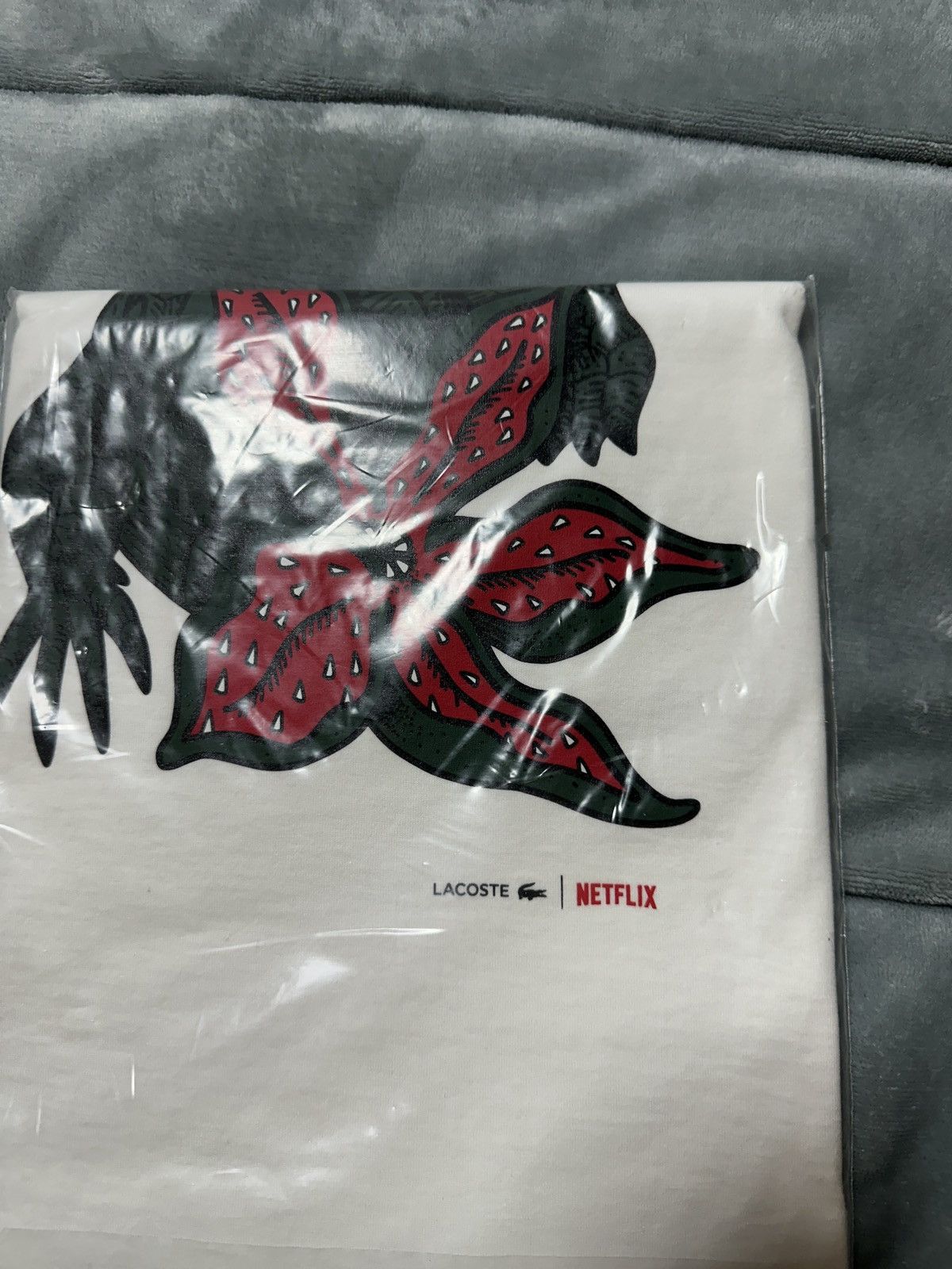 Lacoste NWT LACOSTE x STRANGER THINGS NETFLIX TSHIRT SIZE XL 6FR Size US XL / EU 56 / 4 - 3 Thumbnail