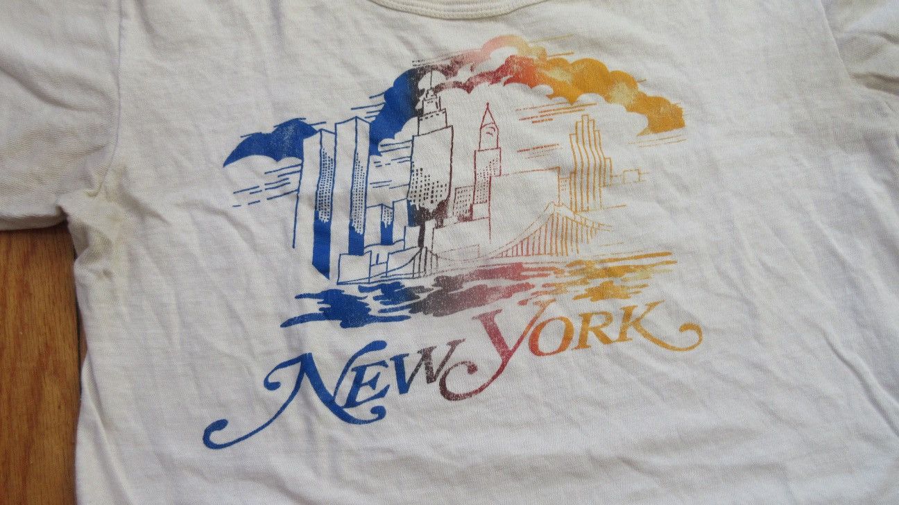 Other 1970s New York Magazine Skyline Promo Tee Shirt USA NYC RARE Size US S / EU 44-46 / 1 - 3 Thumbnail