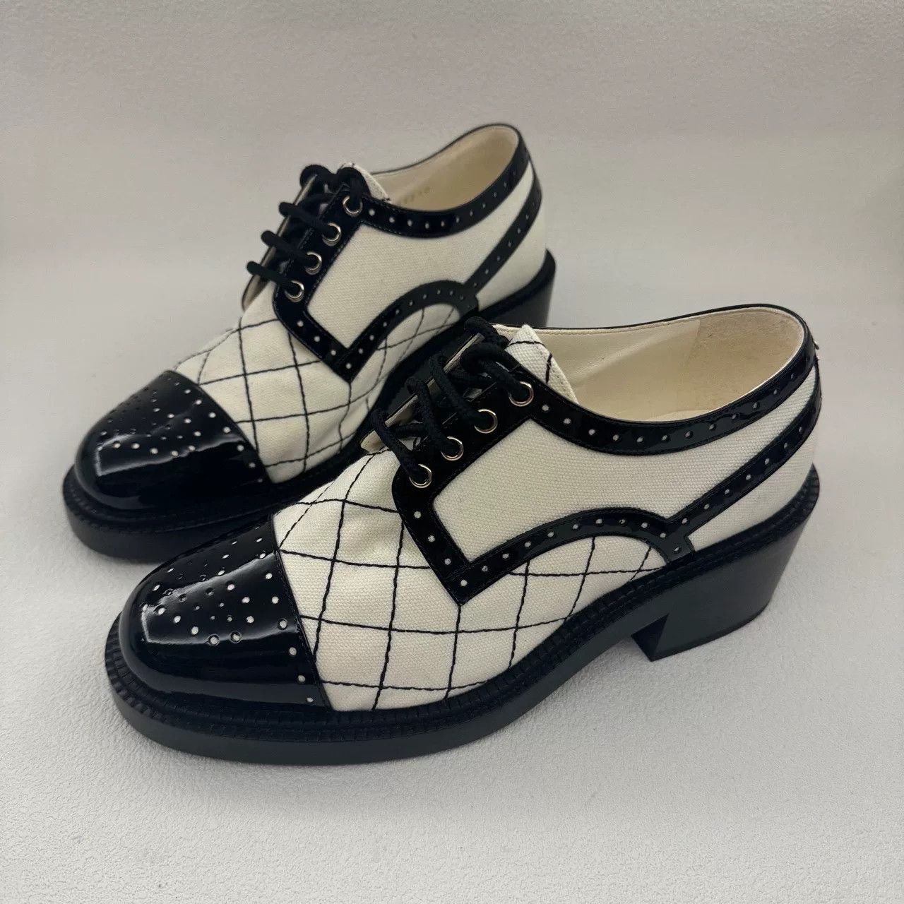 Chanel Chanel Canvas Plaid Black Lowtop Sneakers us_5 Women Size US 5 / IT 35 - 1 Thumbnail