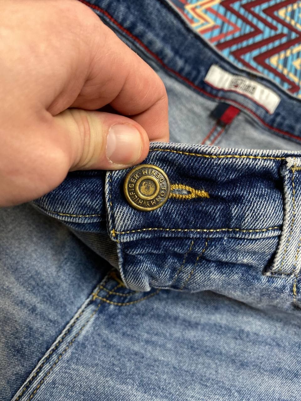 Tommy Hilfiger × Vintage Vintage 90s Tommy Hilfiger distressed relaxed fit jeans Size 30" / US 8 / IT 44 - 5 Thumbnail