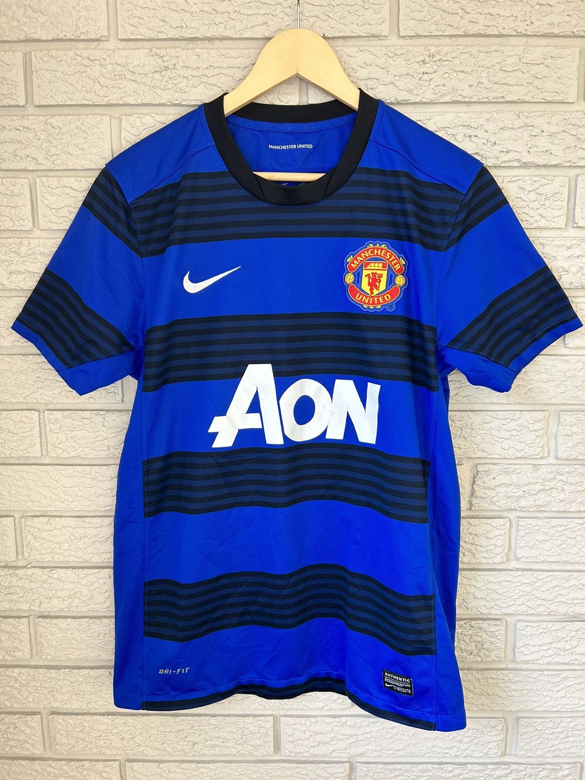 Nike Nike Manchester United 2011 Away Soccer Jersey Size US M / EU 48-50 / 2 - 1 Thumbnail