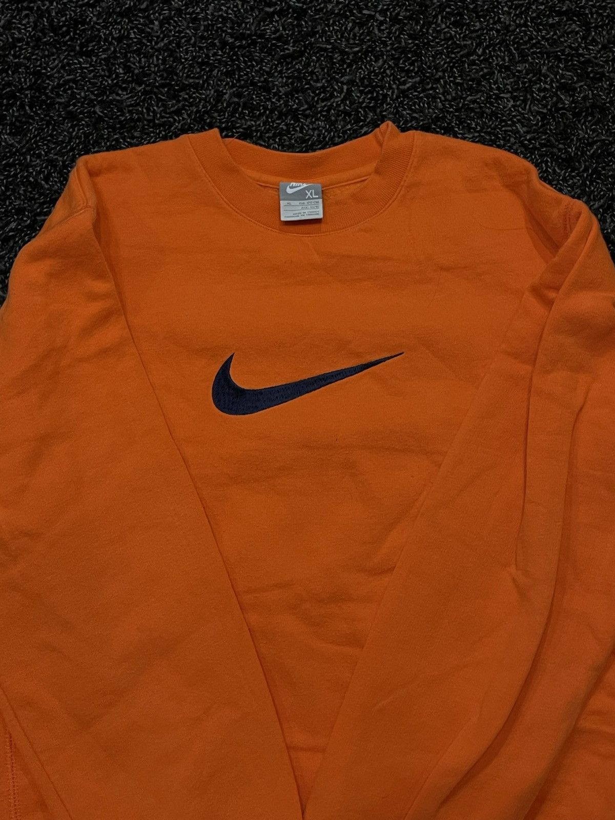 Vintage 🔥Vintage 90s Nike Big Logo Embroidered Sweatshirt Jumper Y2K Size US M / EU 48-50 / 2 - 4 Thumbnail