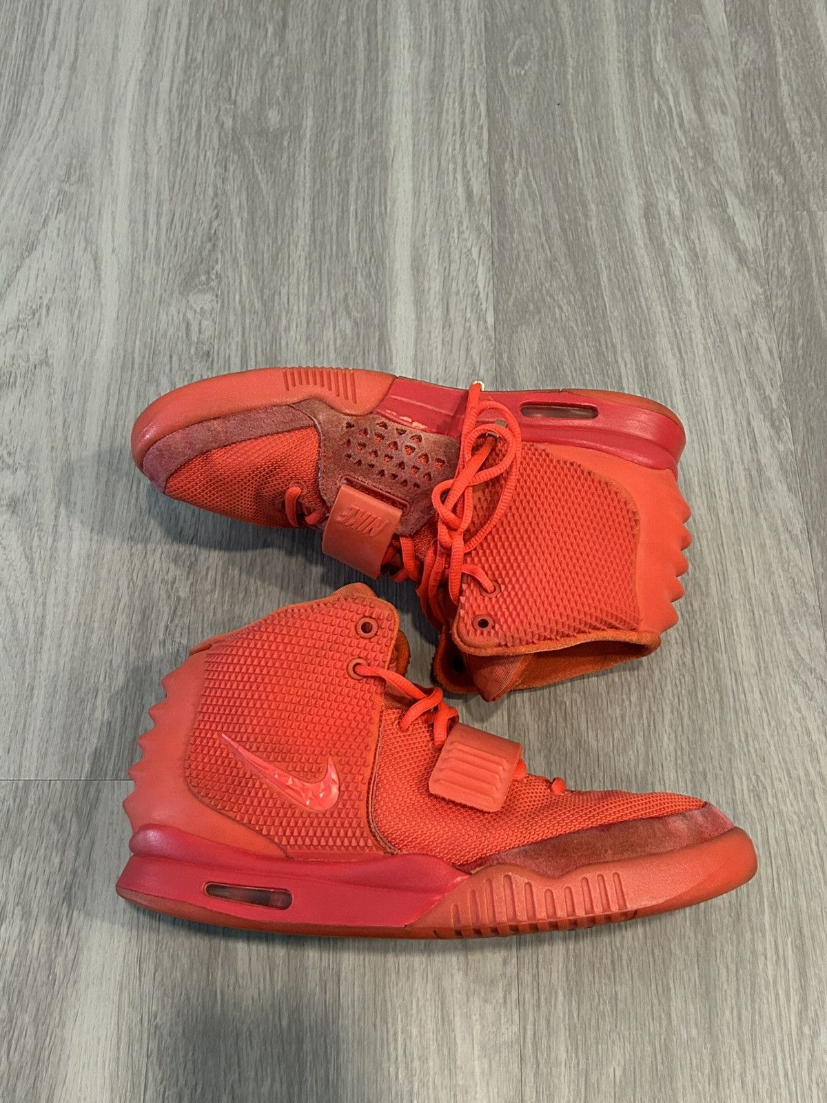 Kanye West Kanye West X Nike Air Yeezy 2 SP Red October Size 10.5 Size US 10.5 / EU 43-44 - 1 Thumbnail