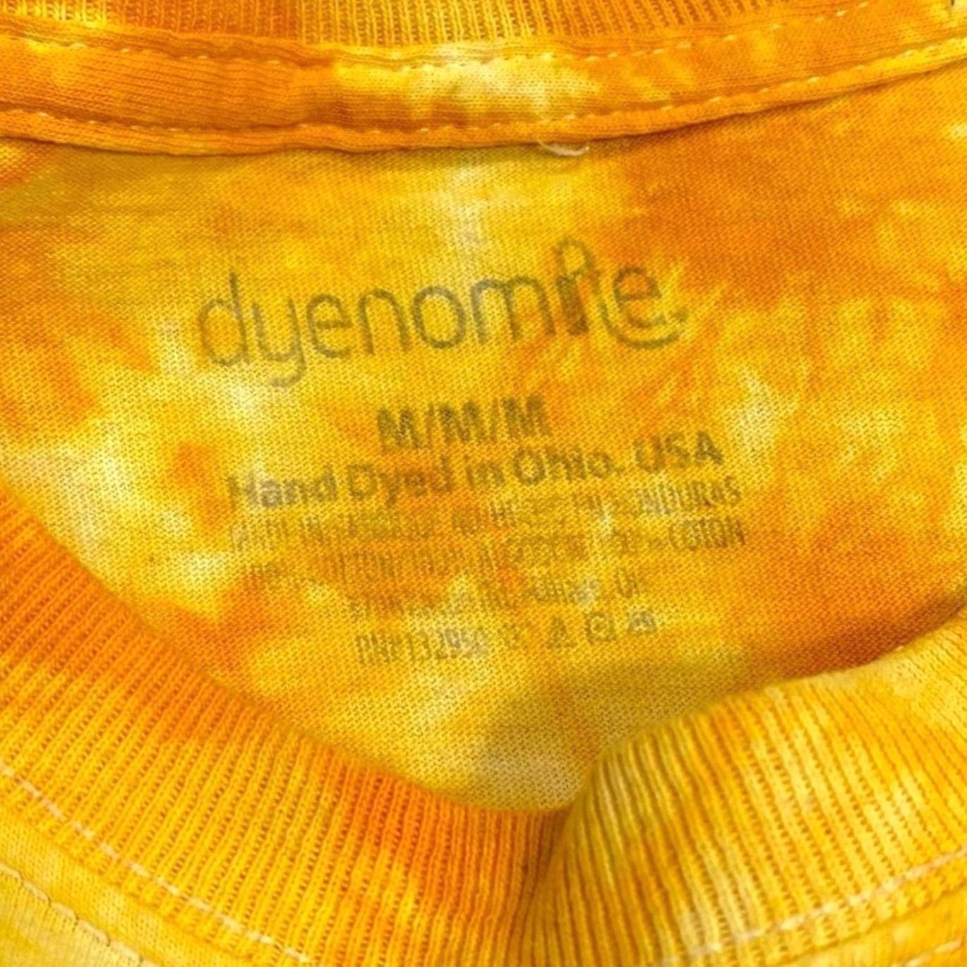 Vintage Harpoon Larry's Fish House & Oyster Bar “Killer Seafood” Tie Dye T-Shirt S Mens Yellow Short Sleeve Graphic front back 90s? Size US S / EU 44-46 / 1 - 4 Thumbnail