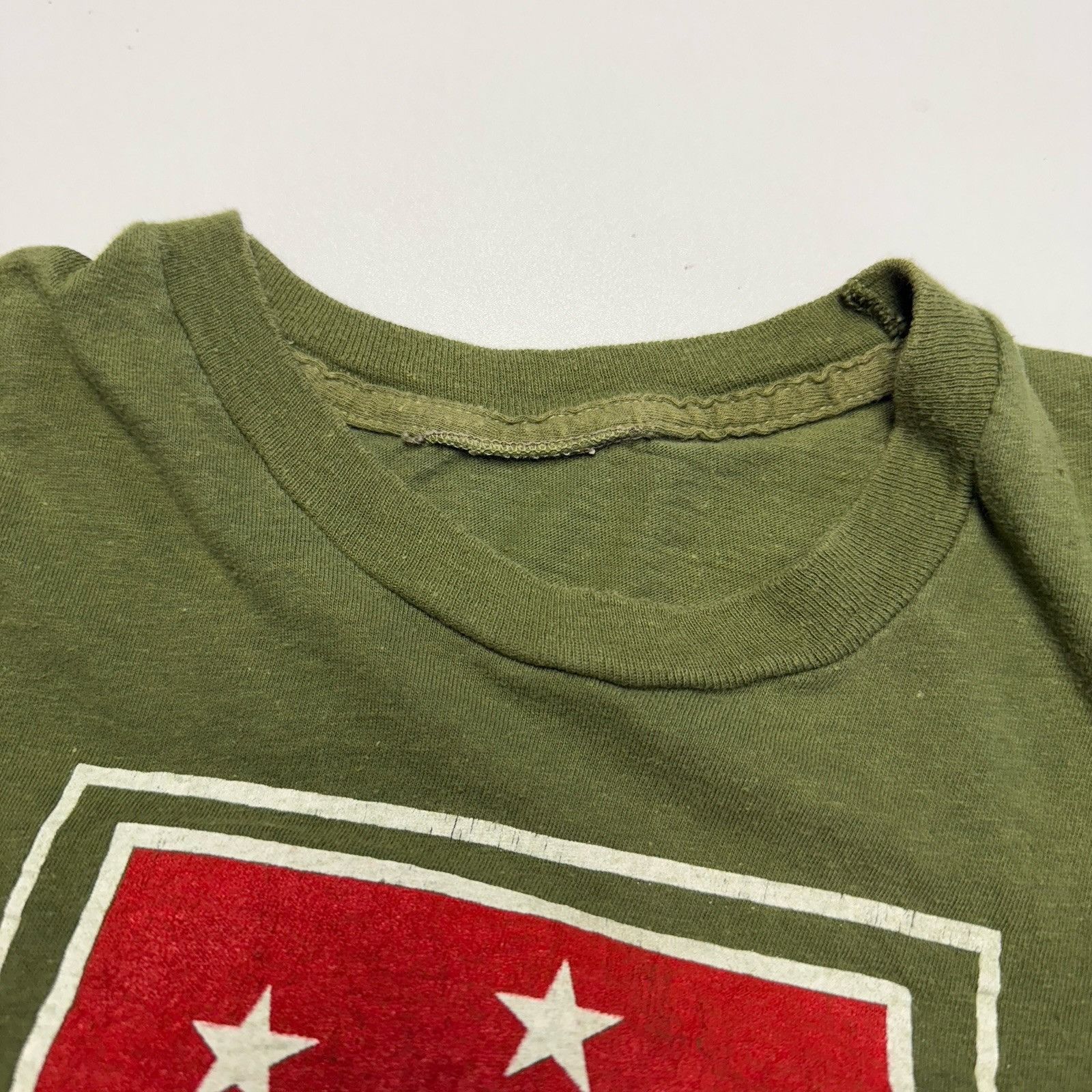 Vintage Vintage Military Marine Raiders T Shirt Small 17x23.5 Green Size US S / EU 44-46 / 1 - 6 Thumbnail