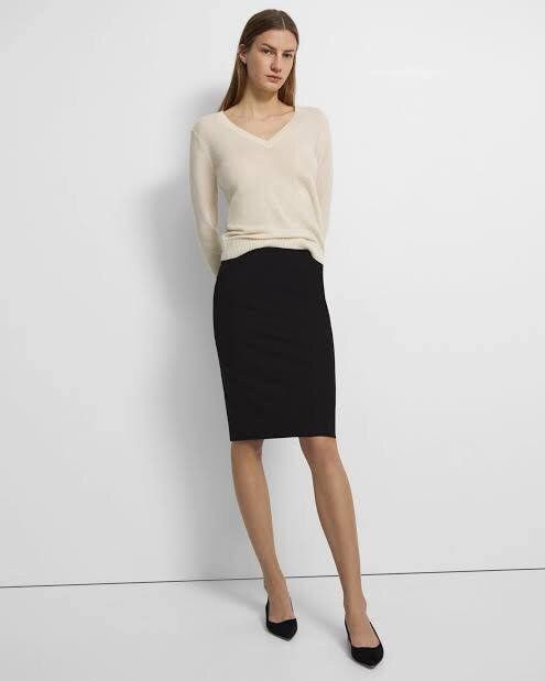 Burberry Burberry Black skirt Size 27" / US 4 / IT 40 - 1 Thumbnail