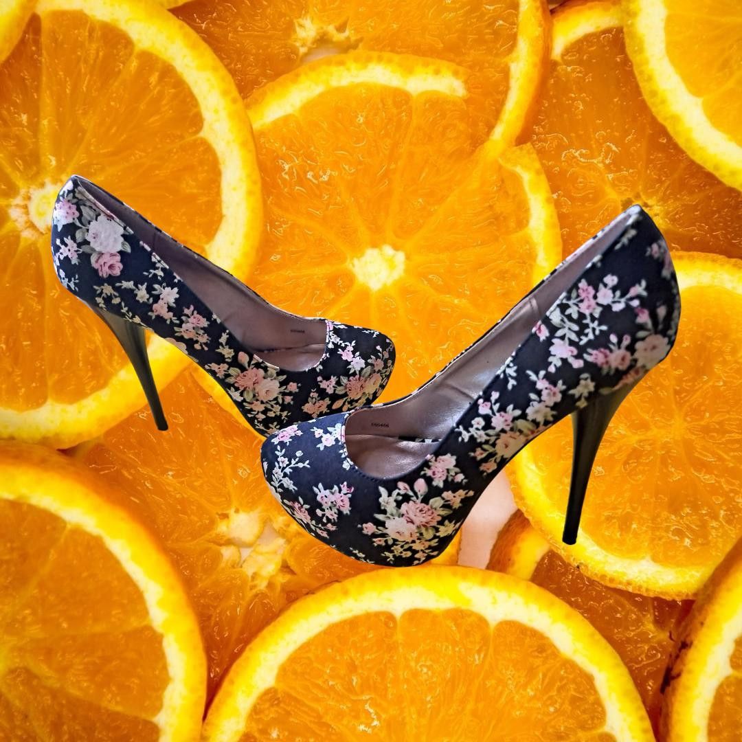 Other Charlotte Russe Black Floral High Heels Size 7 Size US 7 / IT 37 - 4 Thumbnail