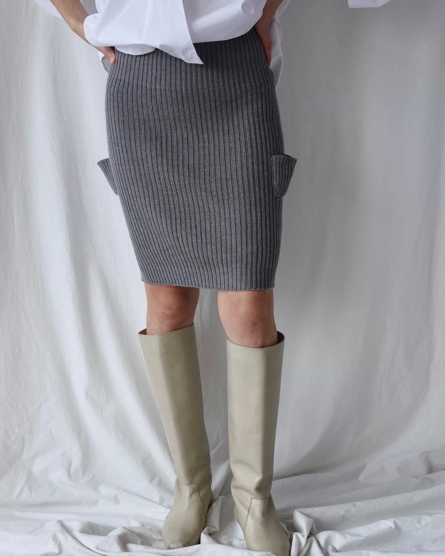 Issey Miyake Issey Miyake Ribbed Knit Skirt Size 24" / US 00 / IT 34 - 1 Thumbnail