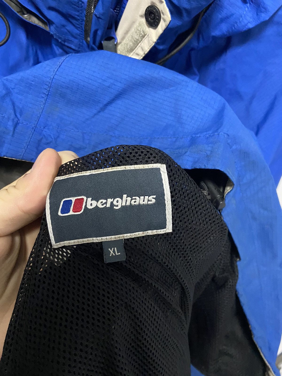 Berghaus × Goretex × Vintage Berghaus goretex zip hooded jacket logo vintage waterproof Size US XL / EU 56 / 4 - 5 Thumbnail