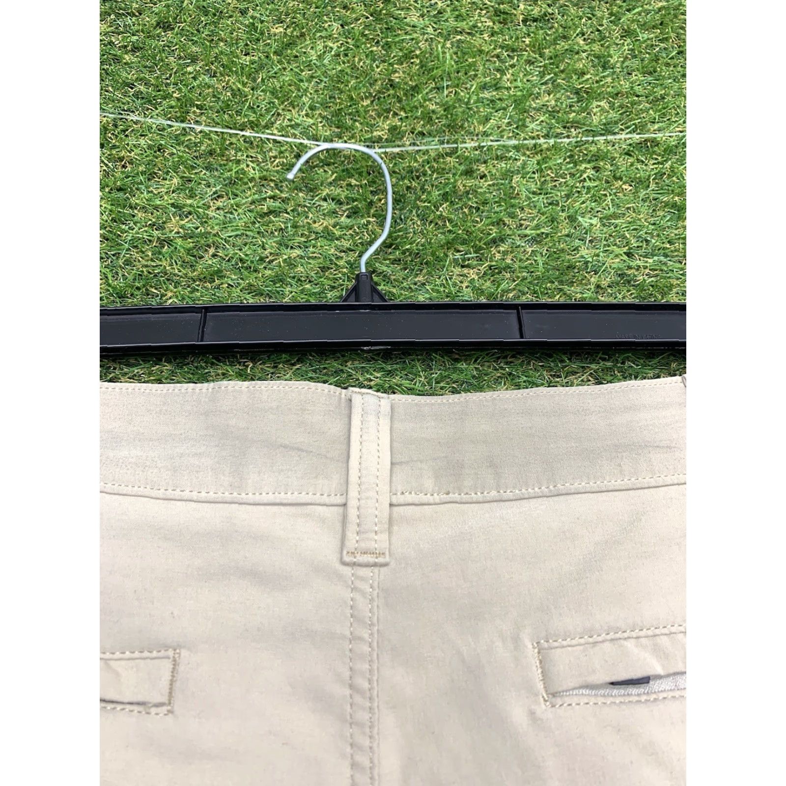 Eddie Bauer Eddie Bauer TraveX Shorts Beige 40 Casual Performance Chino Hiking Mens Size US 40 / EU 56 - 5 Thumbnail