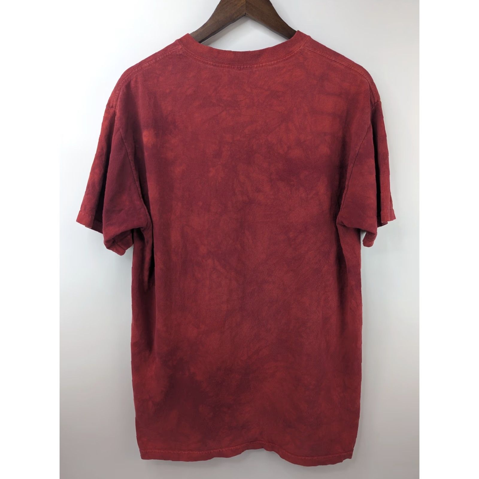 The Mountain The Mountain Red Tie Dyed Graphic T-Shirt Rooster Chicken Size Large Farm Animal Mens T-Shirt Red Animals 90s Size US L / EU 52-54 / 3 - 4 Thumbnail