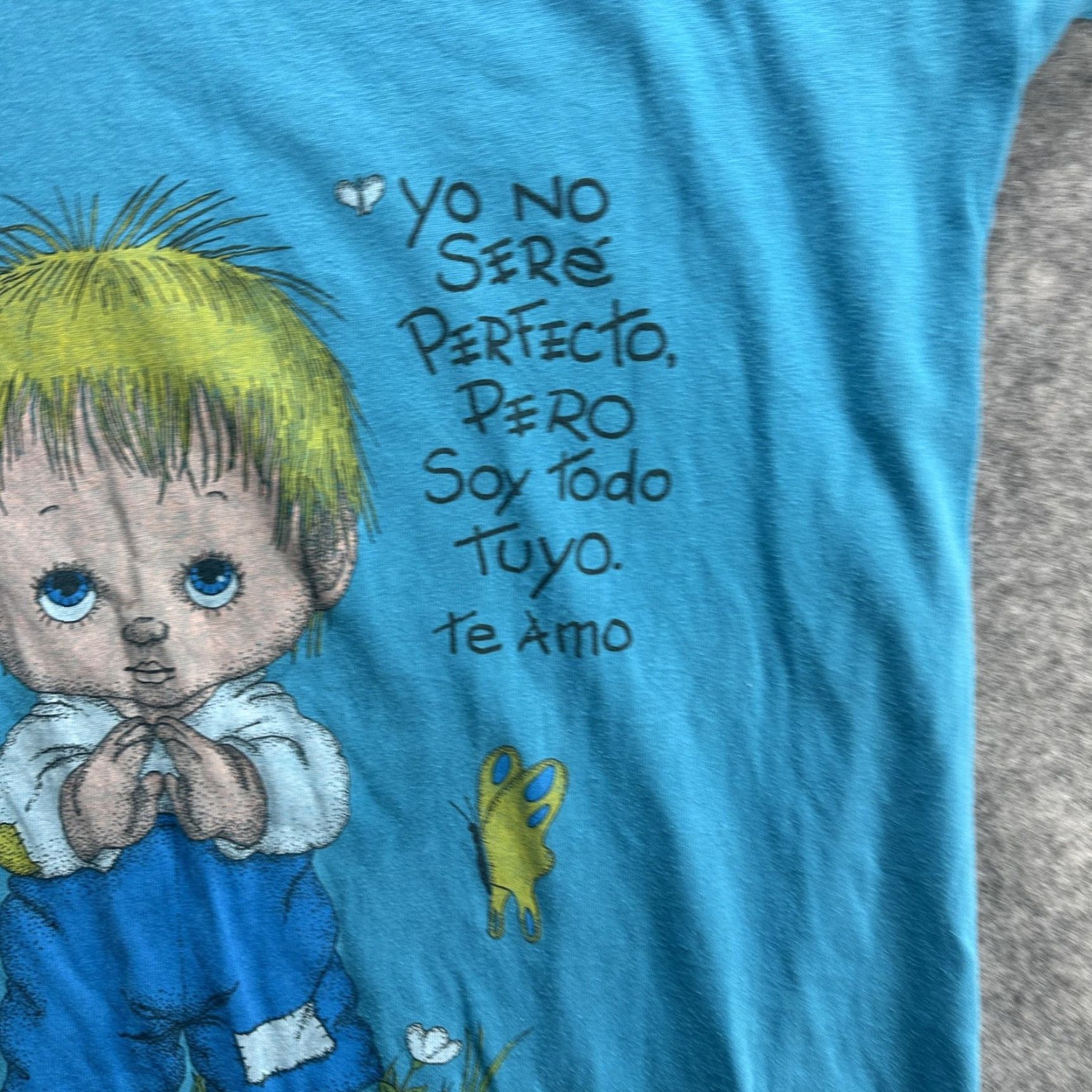 Vintage VINTAGE America T-Shirt Mens 2XL Blue V-Neck Graphic Print Te Amo Kid Cartoon 90s USA Polyester Cotton Mens Size US XXL / EU 58 / 5 - 6 Thumbnail