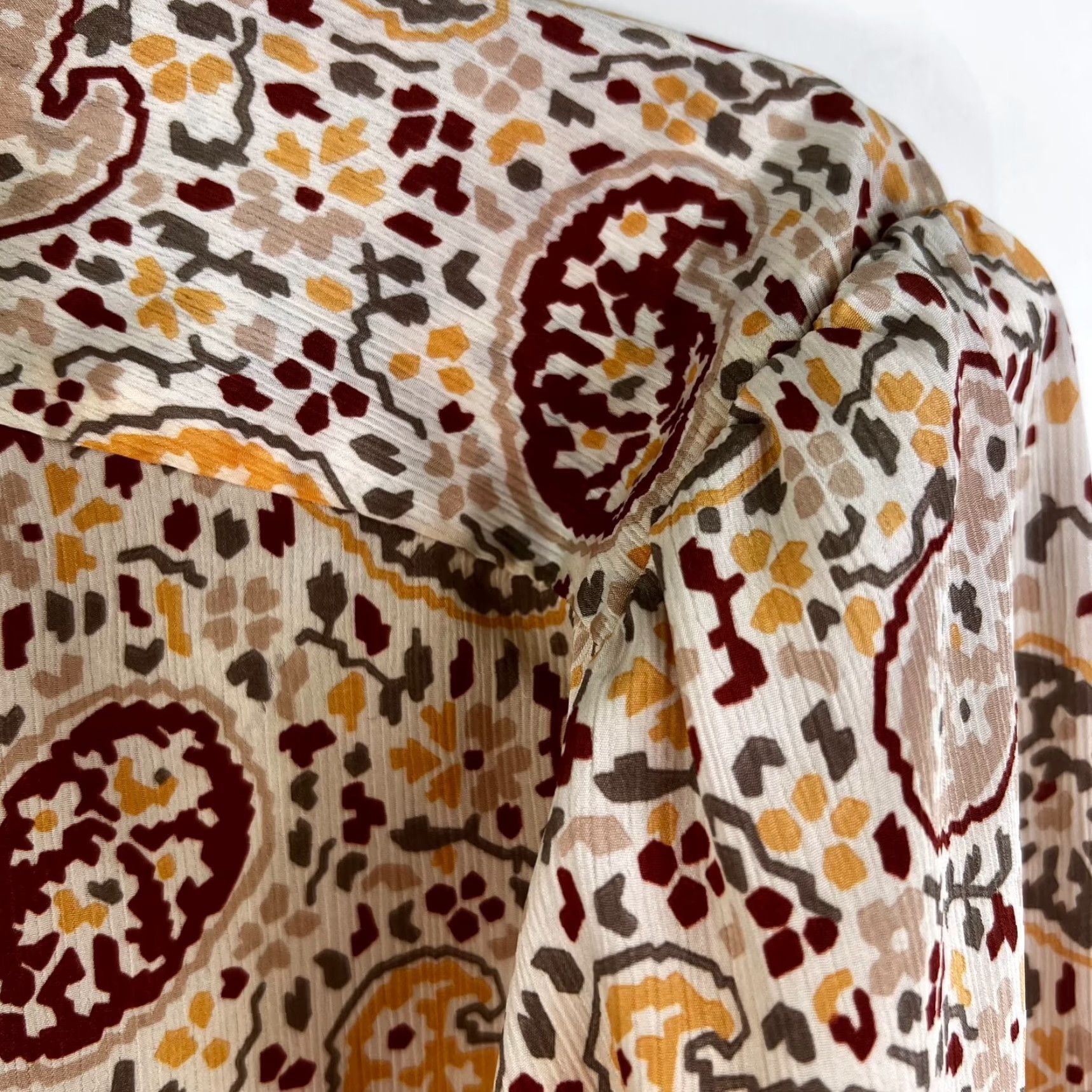 Liz Claiborne Liz Claiborne Paisley Floral Button Blouse Womens Size 14 Tan High Collar Size XL / US 12-14 / IT 48-50 - 2 Thumbnail