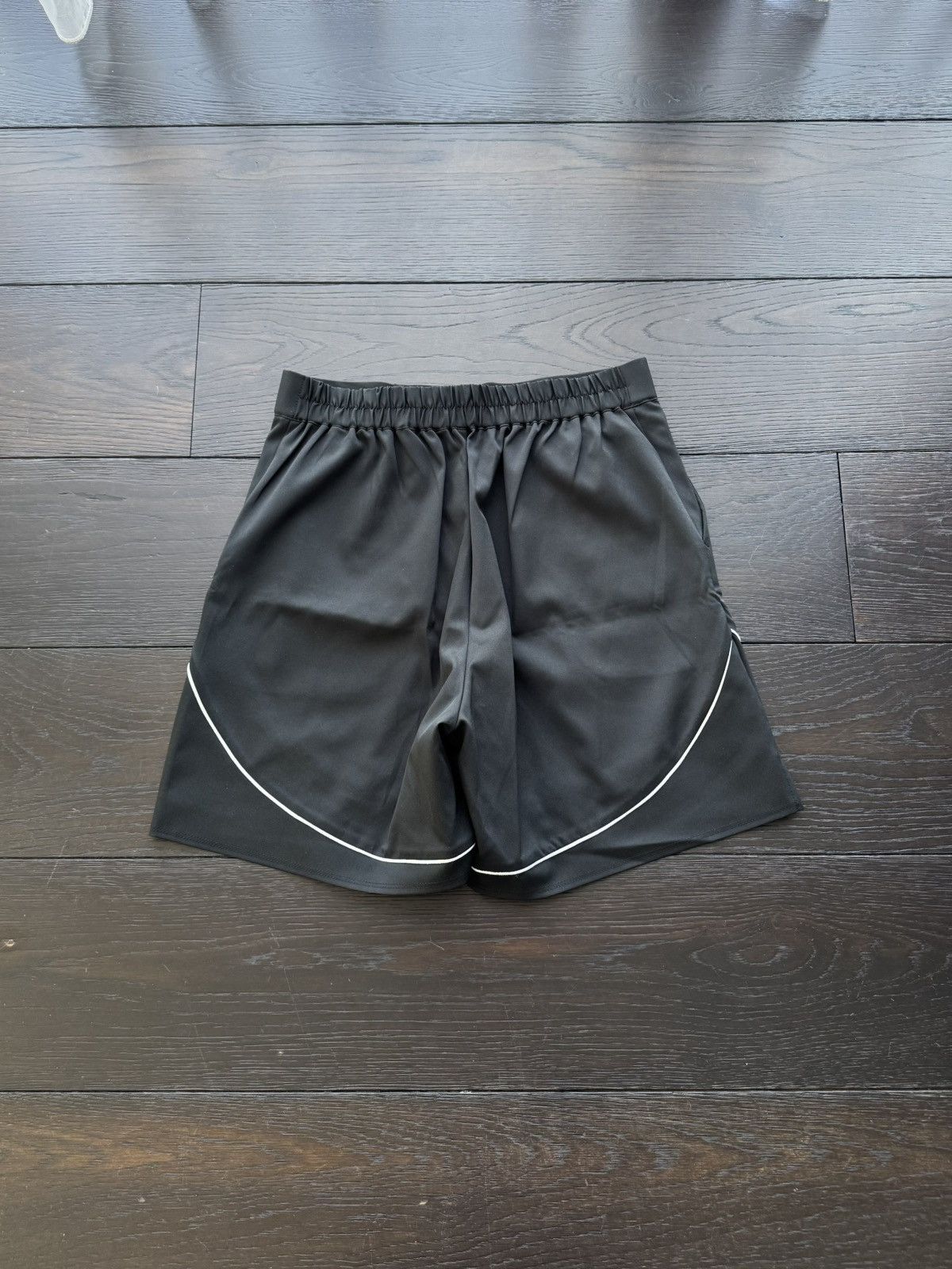 Commission Commission shorts Size US 31 - 8 Thumbnail