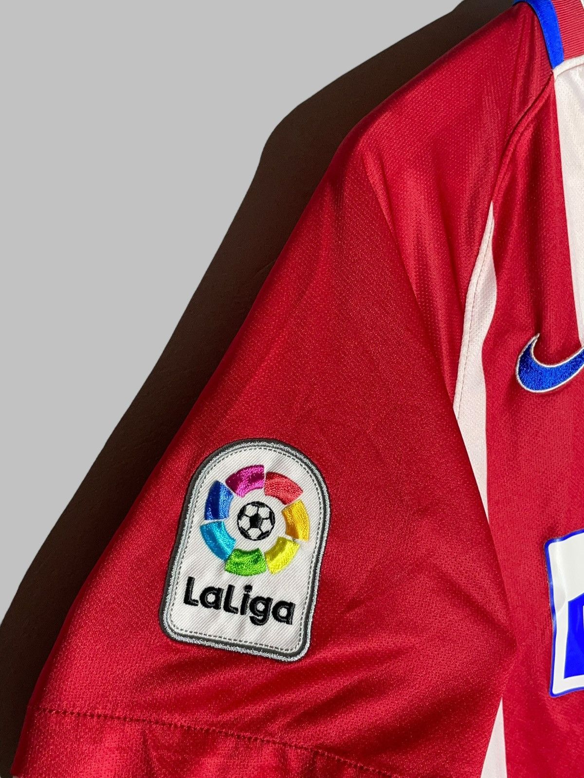 Nike Atletico Madrid Nike 2016/17 Home Football Shirt Size US S / EU 44-46 / 1 - 5 Thumbnail