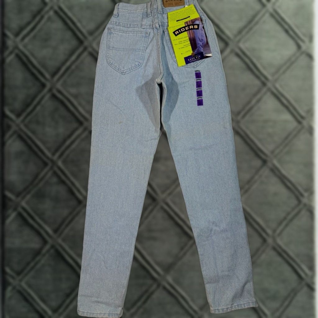 Lee VINTAGE Lee Riders Jeans Juniors Size 3 Easy Fit Tapered Denim Blue Women Size 26" / US 2 / IT 38 - 1 Thumbnail