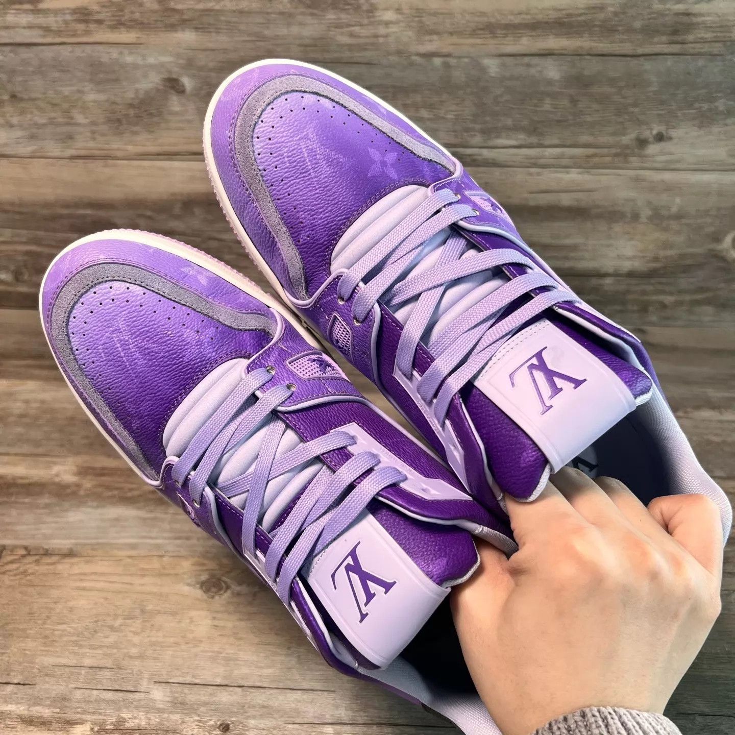 Louis Vuitton LV Trainer Purple Lavender Monogram UK8/EU42 97New Size US 9 / EU 42 - 5 Thumbnail