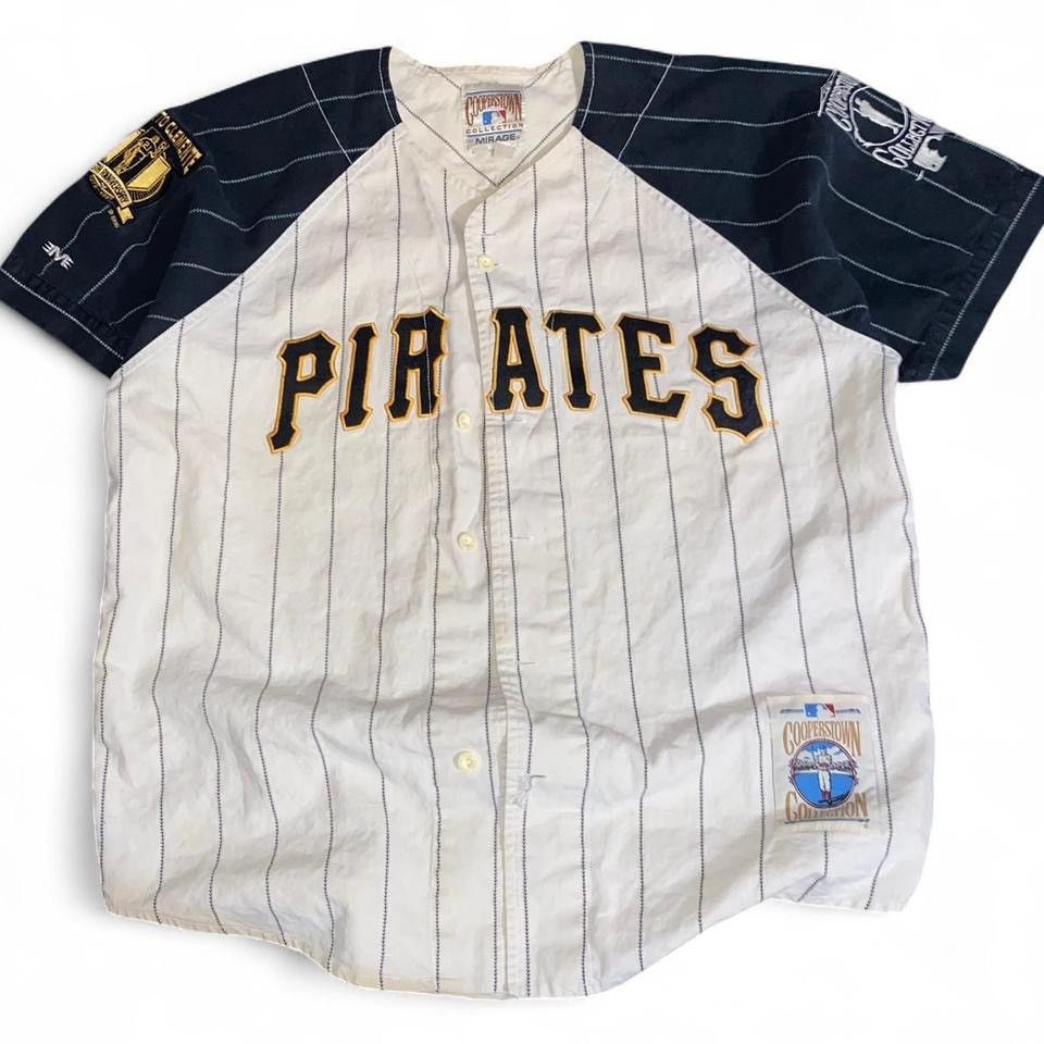 Cooperstown Collection × MLB × Mirage 1996 Clemente Pittsburgh Pirates Jersey Size US L / EU 52-54 / 3 - 1 Thumbnail