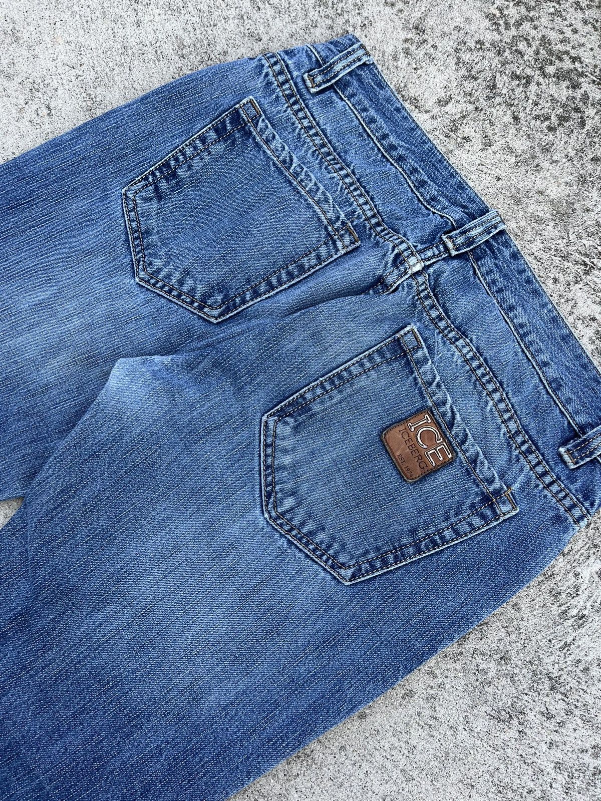 Iceberg × Vintage Vintage 00’s Iceberg Jeans Made in Italy Size US 33 - 2 Thumbnail