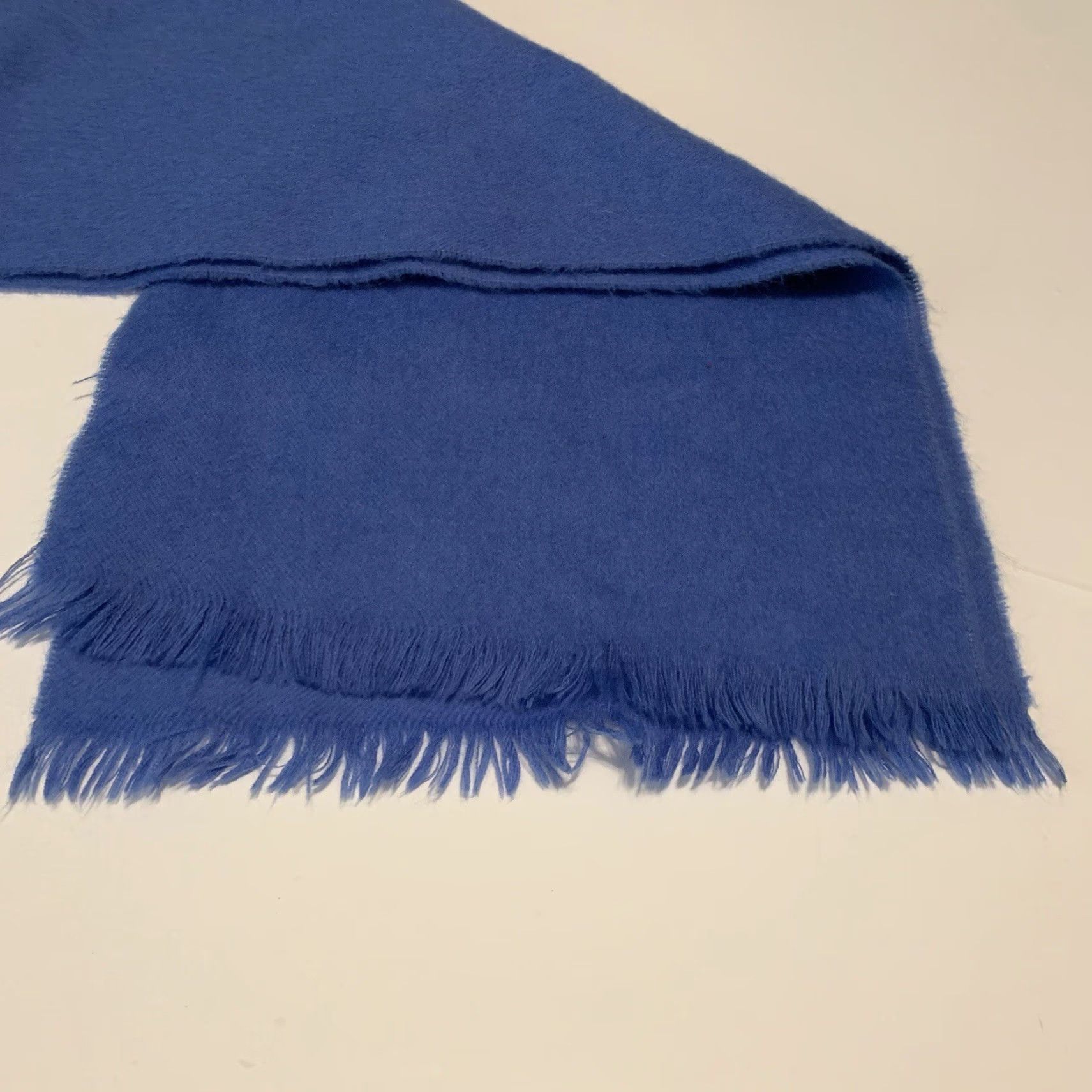 Vintage VINTAGE Robert Ubu Wool Scarf Women Winter Fall 51x12 Soft Blue Fringe Size ONE SIZE - 2 Thumbnail