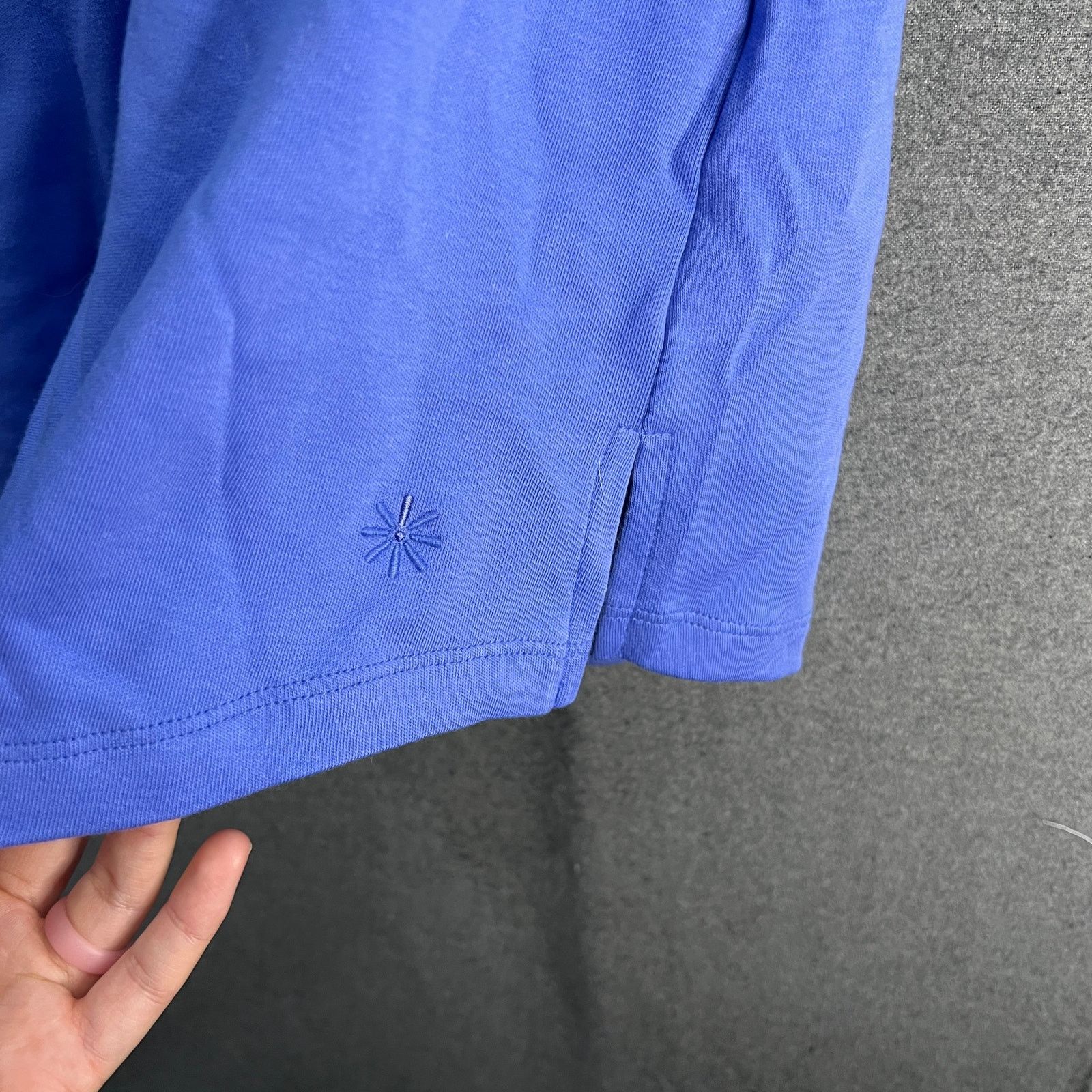 Isaac Mizrahi Isaac Mizrahi LIVE! Essentials V-Neck Elos Sleeve Size L / US 10 / IT 46 - 8 Thumbnail
