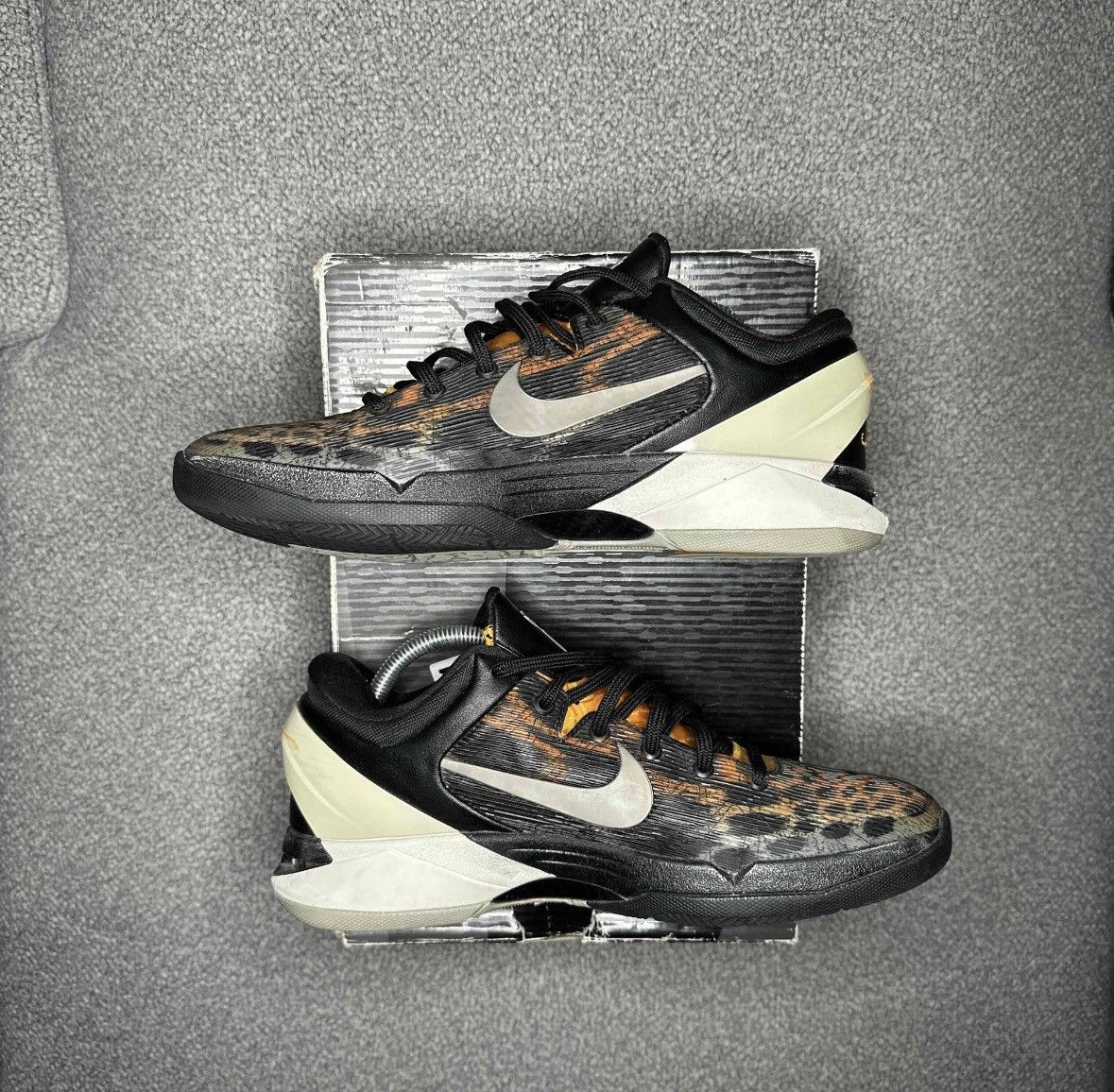 Nike Nike Zoom Kobe 7 System Cheetah Size 9.5M Size US 9.5 / EU 42-43 - 5 Thumbnail
