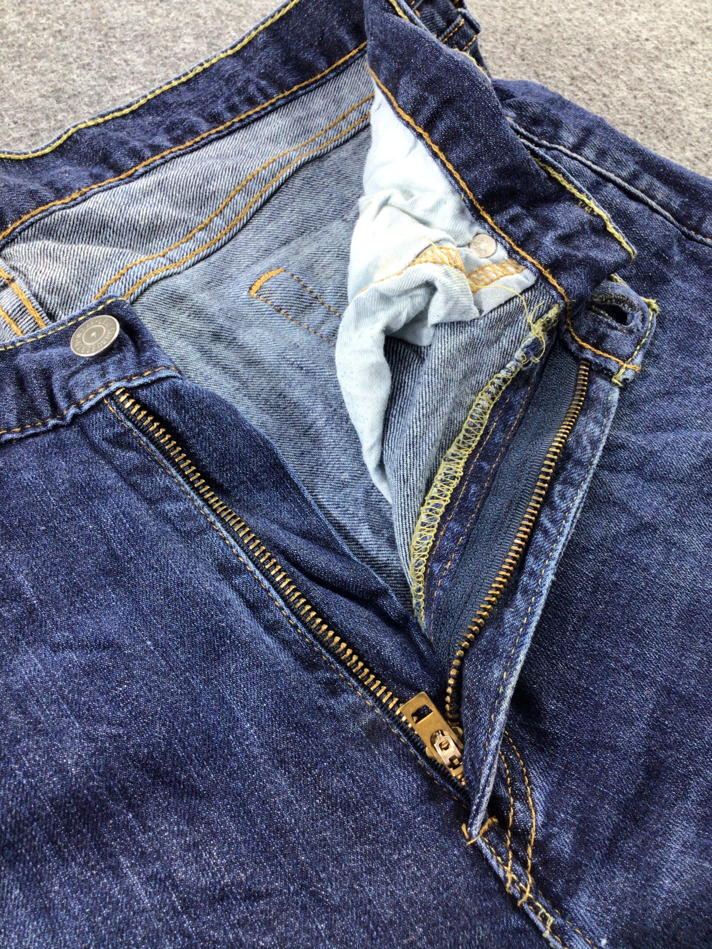Levi's Vintage Levis 514 Jeans-JM585 Size US 35 - 7 Thumbnail