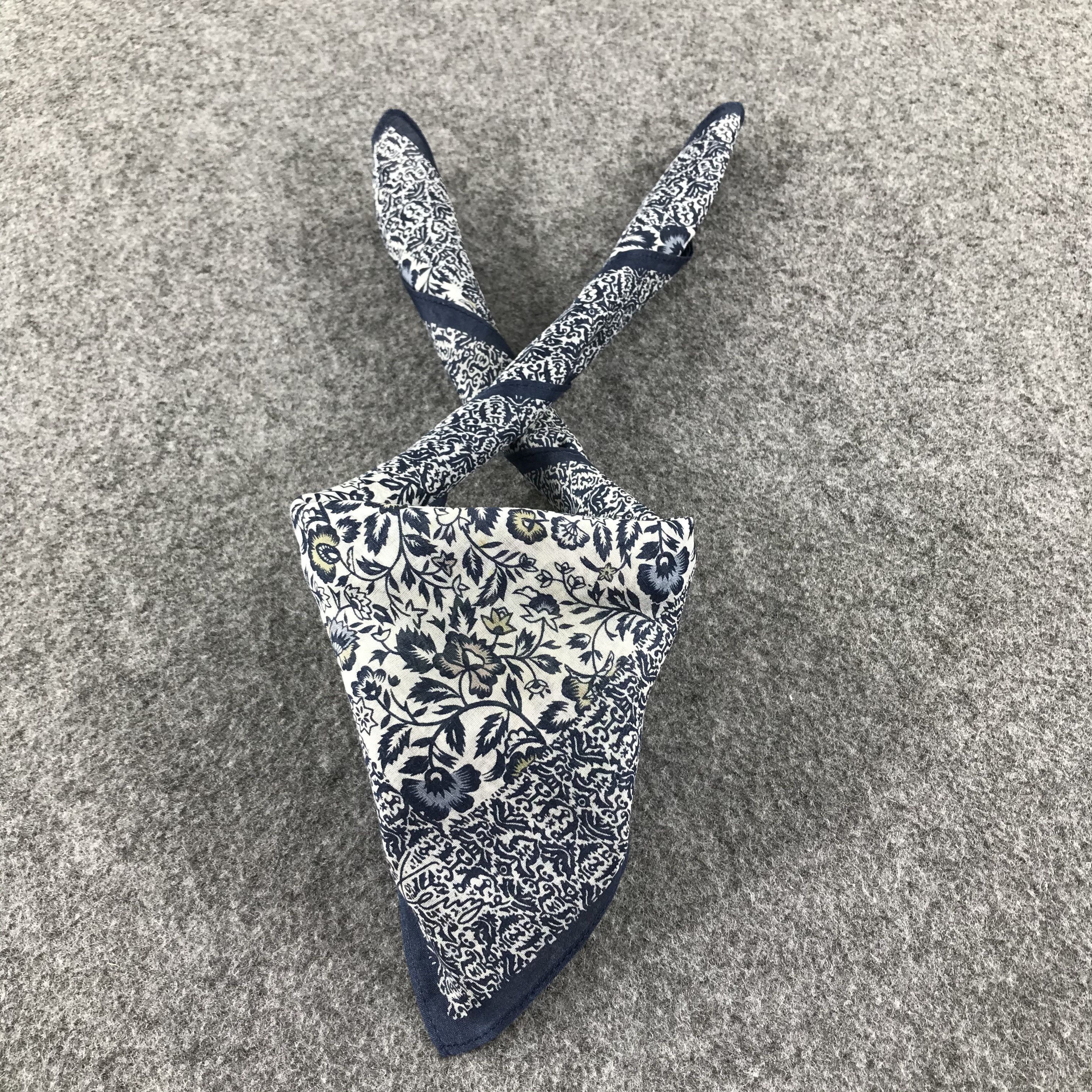 Kenzo × Vintage Kenzo Handkerchief Neckerchief Bandana H182 Size ONE SIZE - 2 Thumbnail
