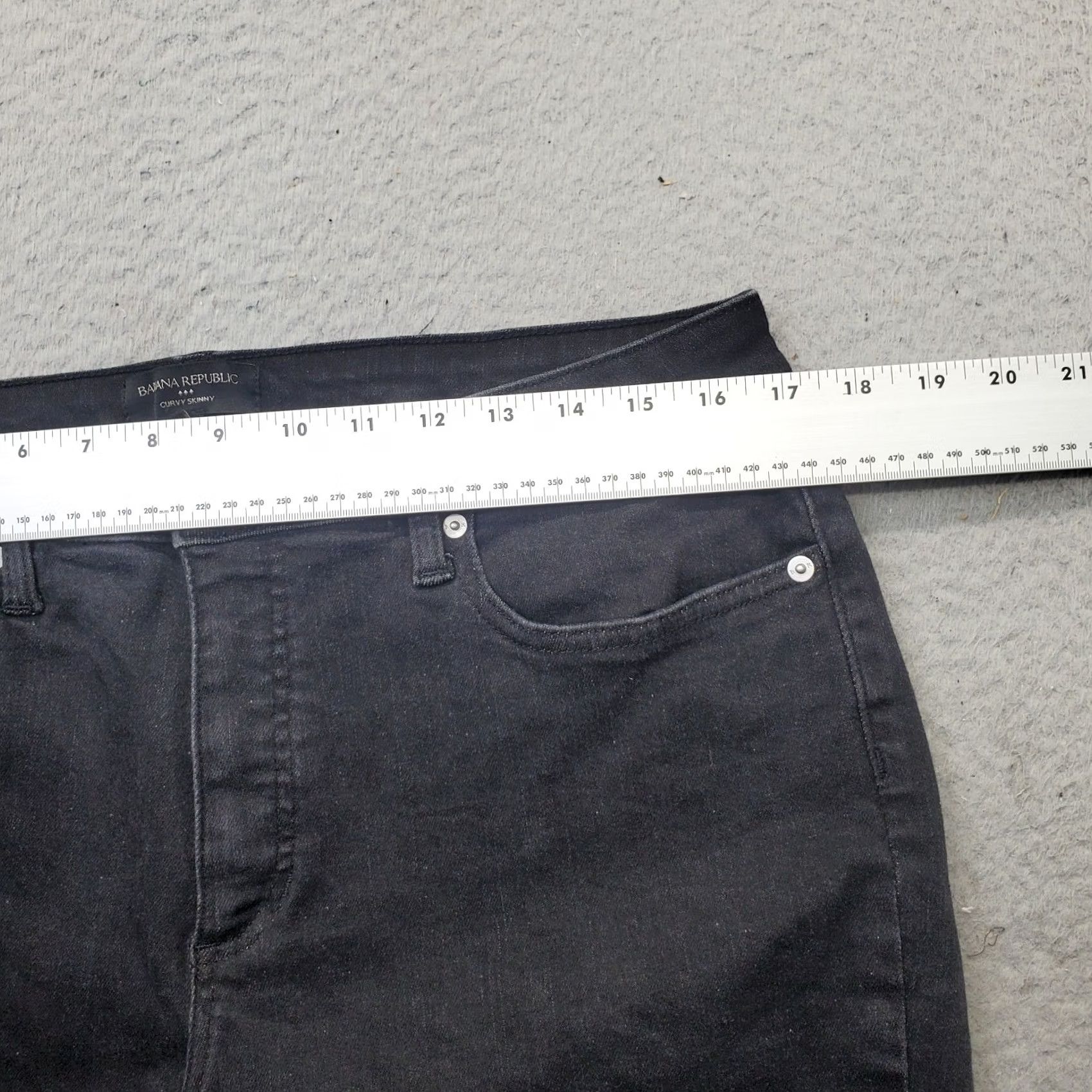Banana Republic Banana Republic Women Size 32 Jeans Black Denim Skinny Curvy 5-Pocket Denim Stretch Inseam 28.25" Regular Fit Size 24" / US 00 / IT 34 - 6 Thumbnail