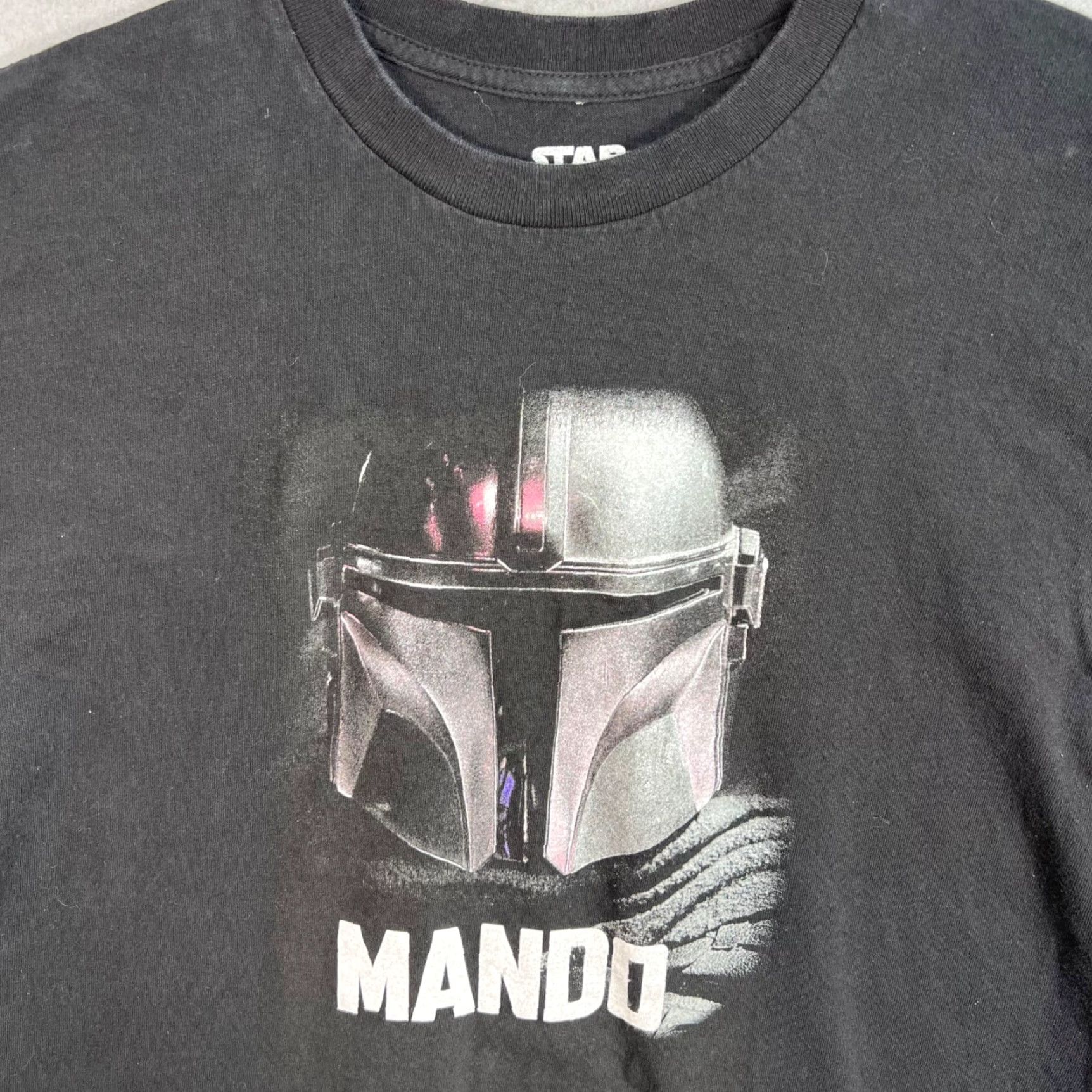 Mad Engine Star Wars Mad Engine Mando Graphic T-Shirt Large Black Cotton Short Sleeve Mens Size US L / EU 52-54 / 3 - 4 Thumbnail