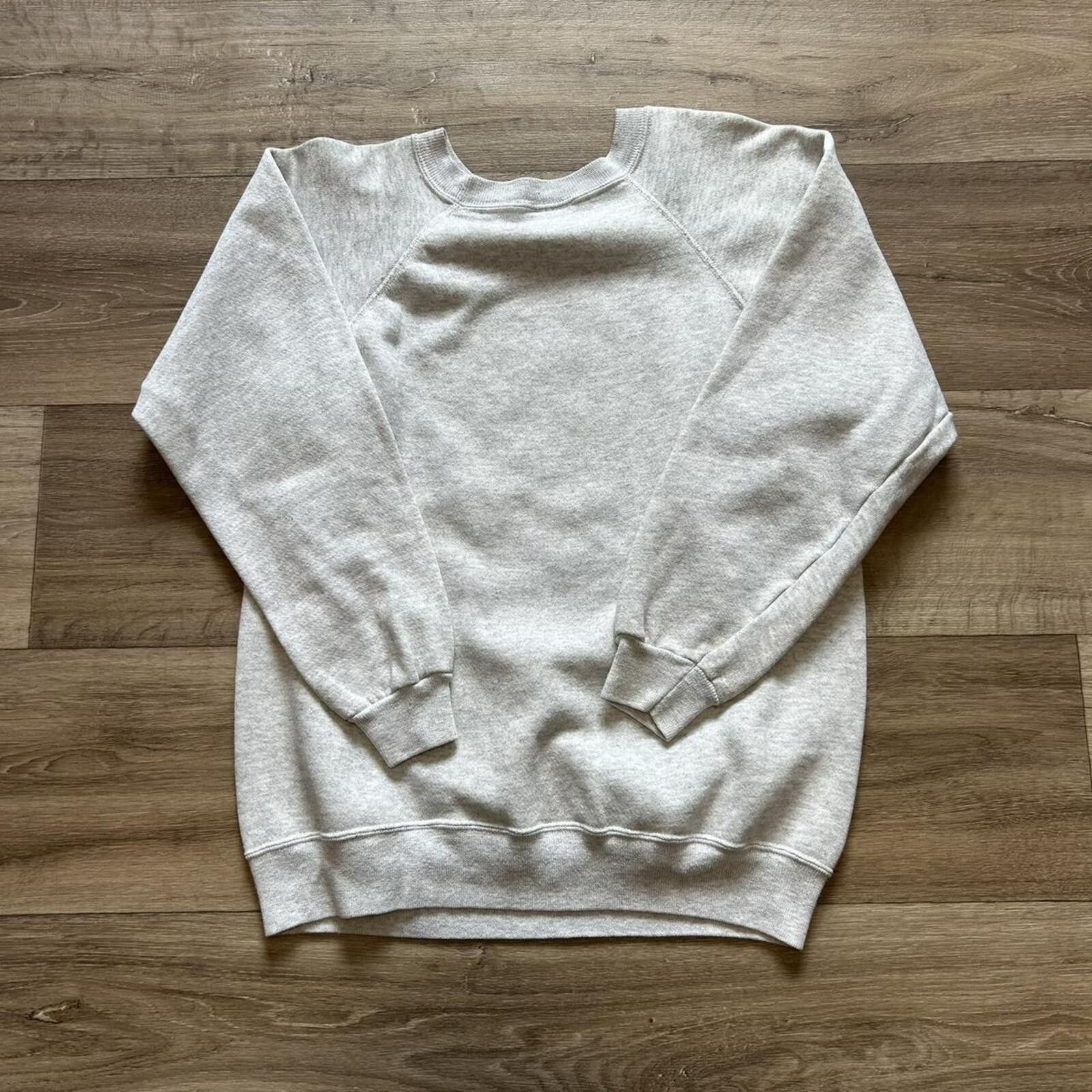 Other Vintage Betty Boop 1994 Grey crewneck sweatshirt size L rare Size US L / EU 52-54 / 3 - 4 Thumbnail
