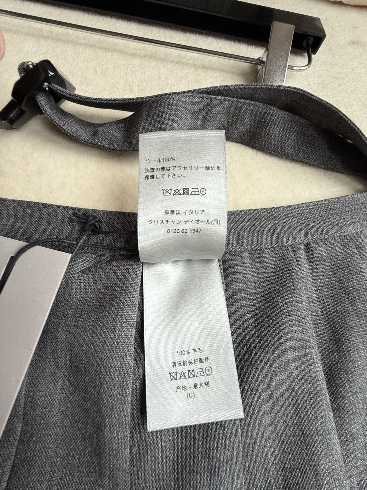 Dior $3.9k FW23 Dior buckle belt kilt skirt Kim Jones grey grail Size ONE SIZE - 21 Thumbnail