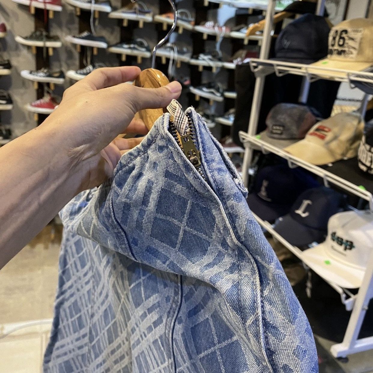 Burberry Burberry Blue Label Skirt Nova Check Denim Size 28" / US 6 / IT 42 - 7 Thumbnail