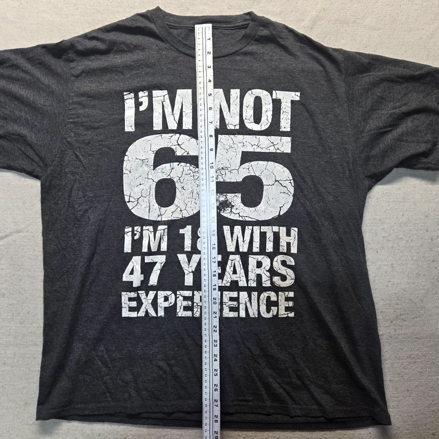 Gildan I'm not 65 I'm 18... Birthday Old Funny Tee Shirt Mens 2XL Gray T-Shirt Funny Birthday Mens Shirt 2010s Size US XXL / EU 58 / 5 - 5 Thumbnail