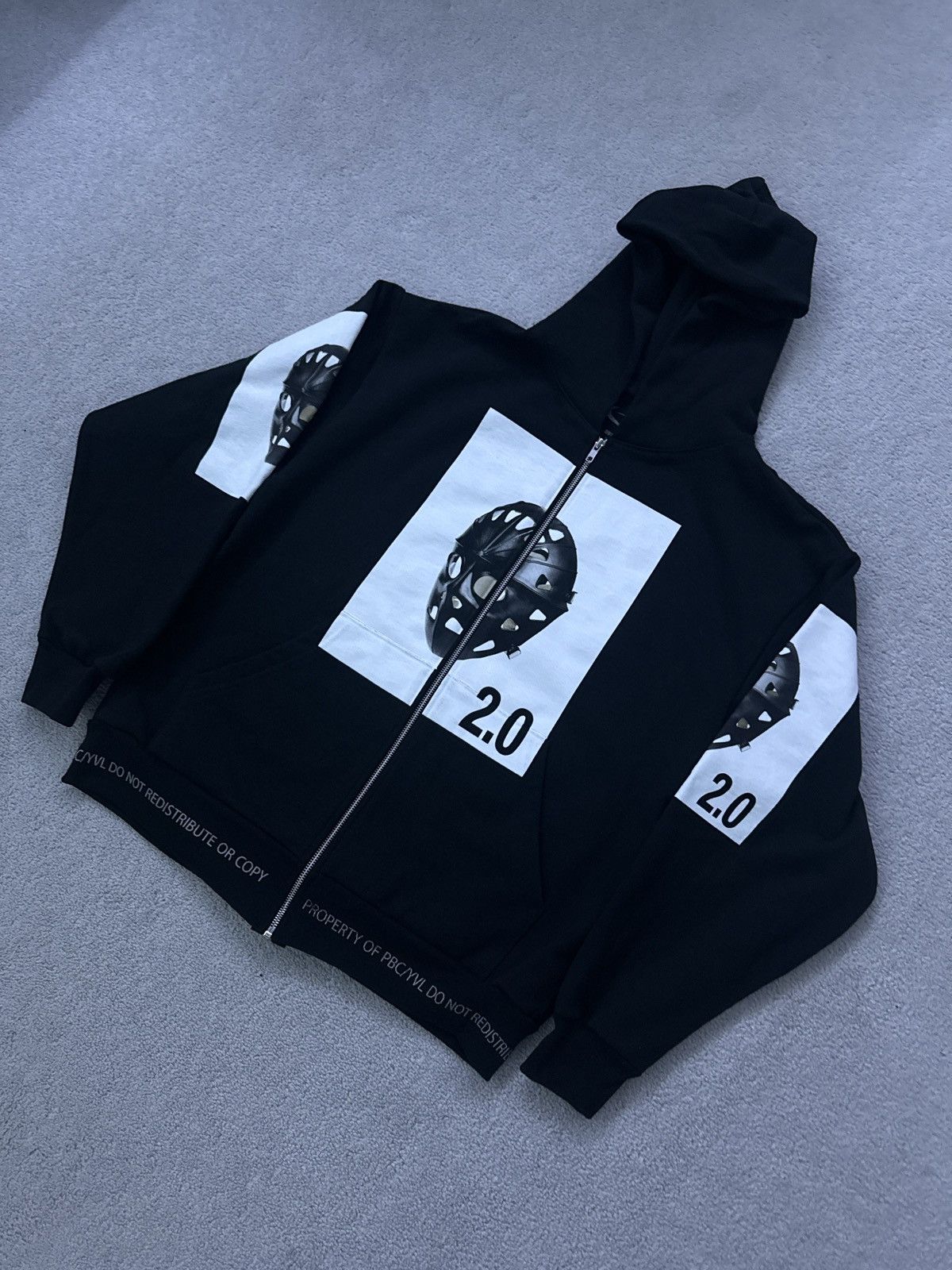 Playboi Carti Playboi Carti Antagonist 2.0 Tour "Mask" Zip Up Size S Size US S / EU 44-46 / 1 - 3 Thumbnail