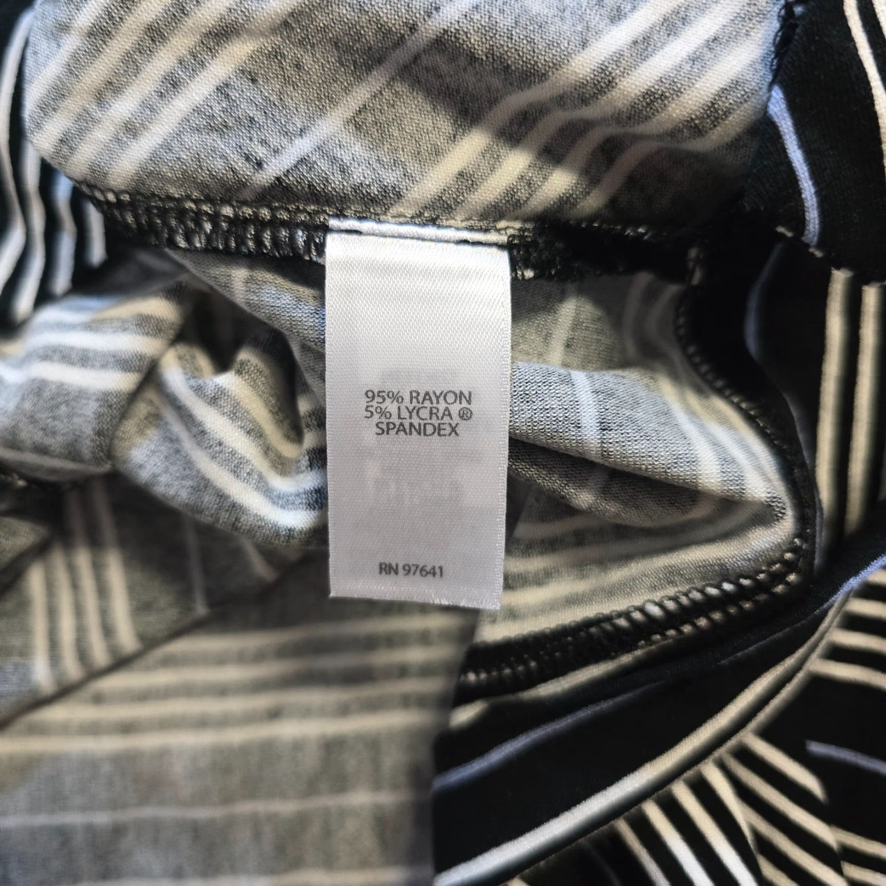 J. Jill J. Jill Top Womens Size Medium Black Stripe Boxy 3/4 Sleeves Stretchy Wearever Shirt Mens Womens Size M / US 6-8 / IT 42-44 - 7 Thumbnail