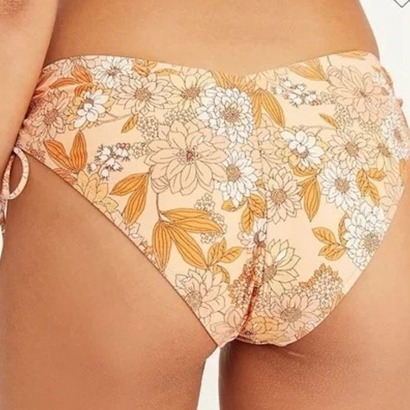 J.Crew J. Crew Hipster curved-waist cheeky bikini bottom floral S Size ONE SIZE - 2 Thumbnail