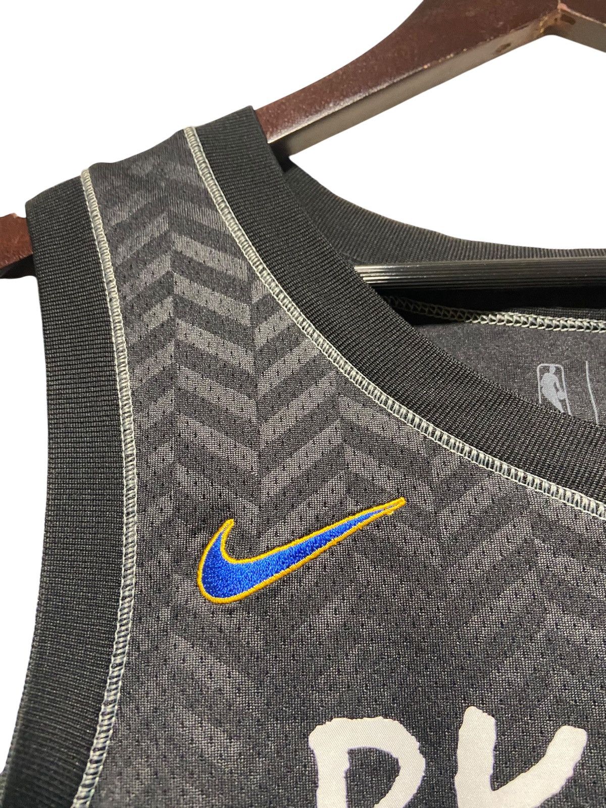 Jean-Michel Basquiat × Nike Nike Brooklyn Nets City Edition Basquiat Jersey Size S KD Size US S / EU 44-46 / 1 - 3 Thumbnail